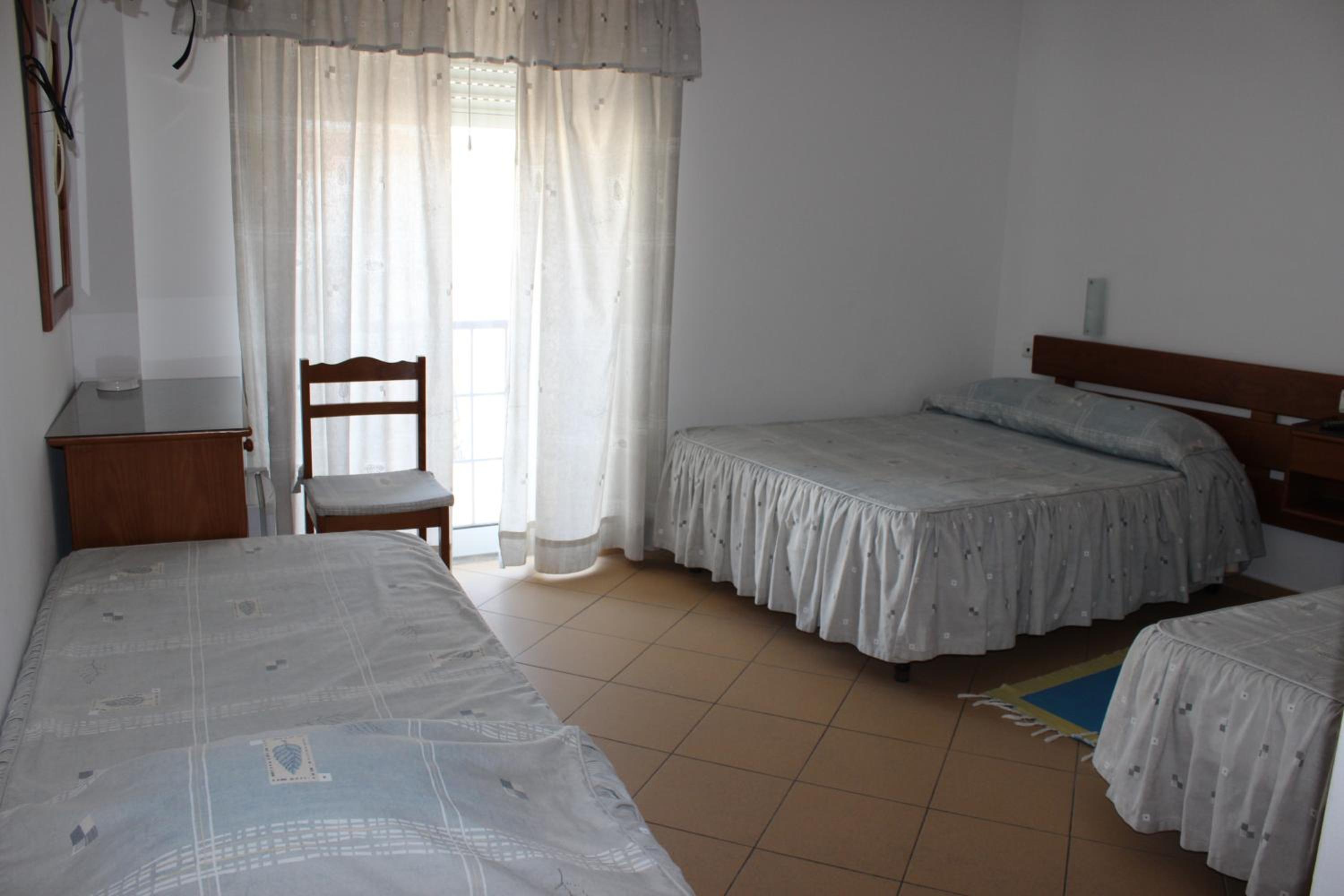 Quadruple Room - Photo 1