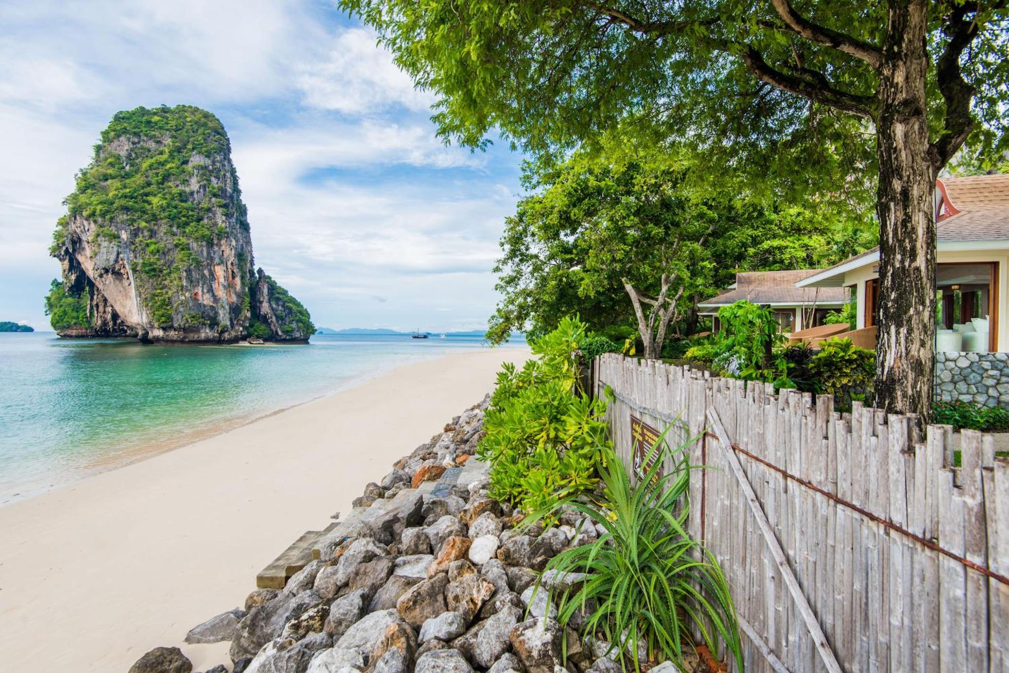Villa - Beach Front photo 3