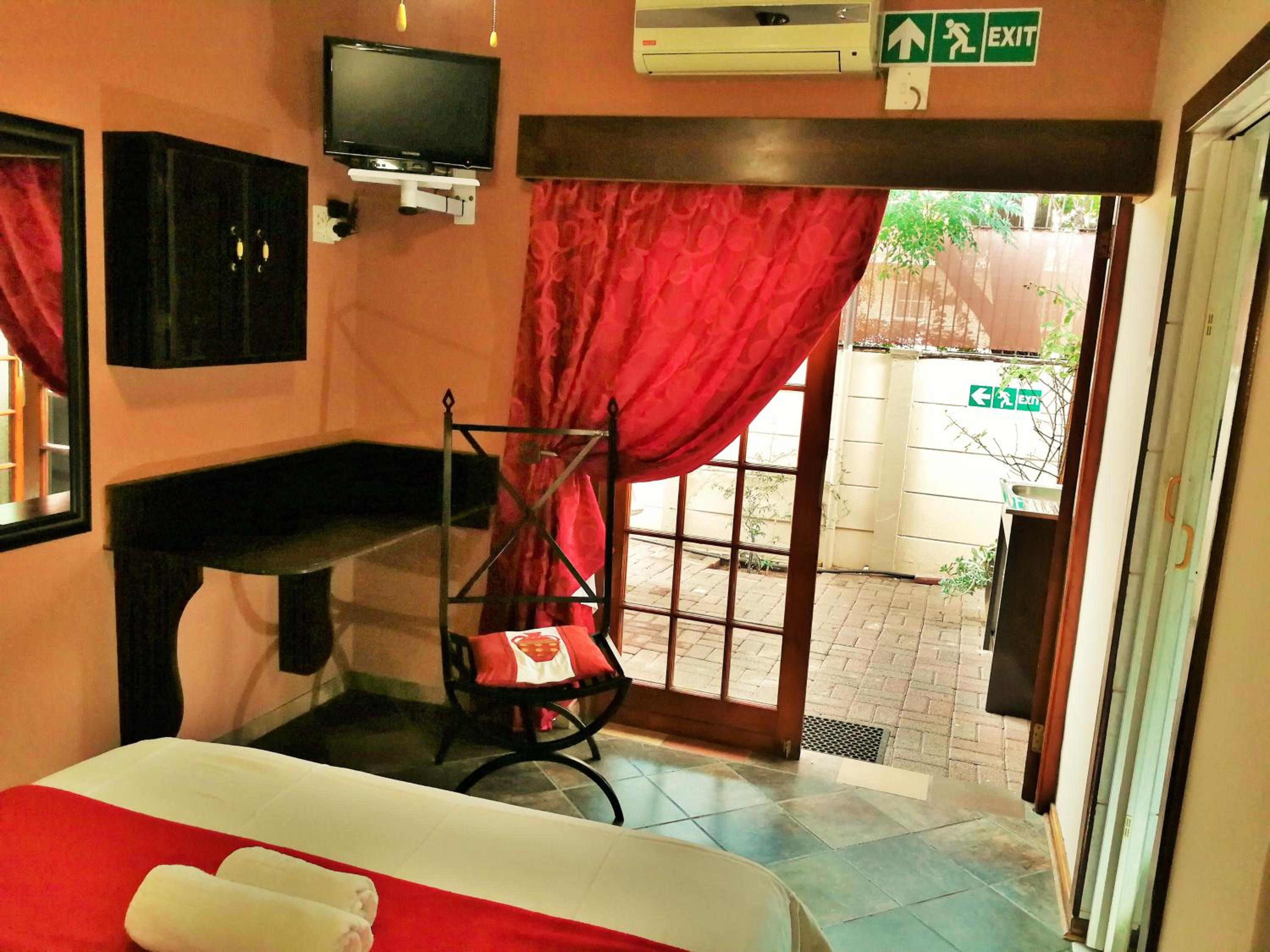 Deluxe Double Room - Photo 1