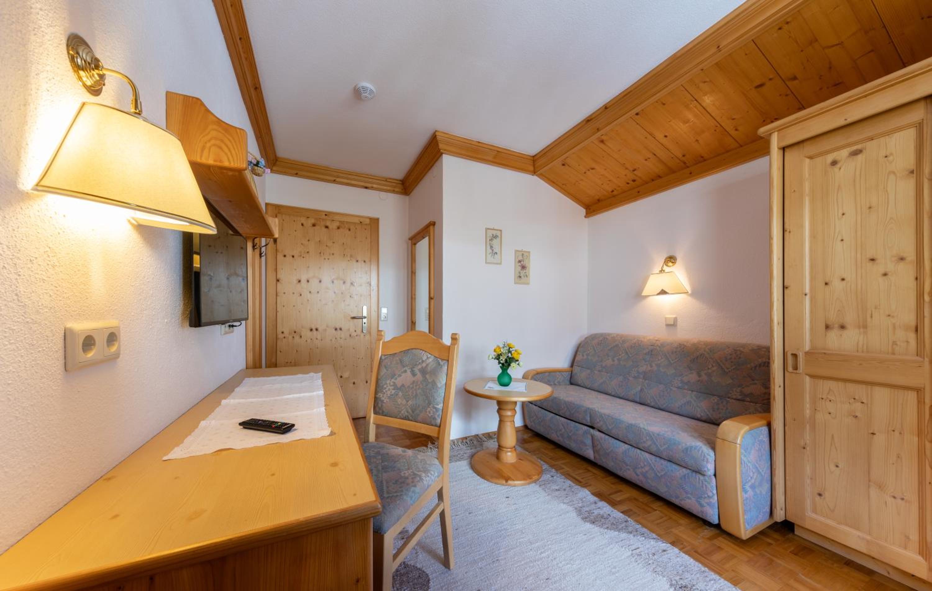 Suite with Balcony photo 2