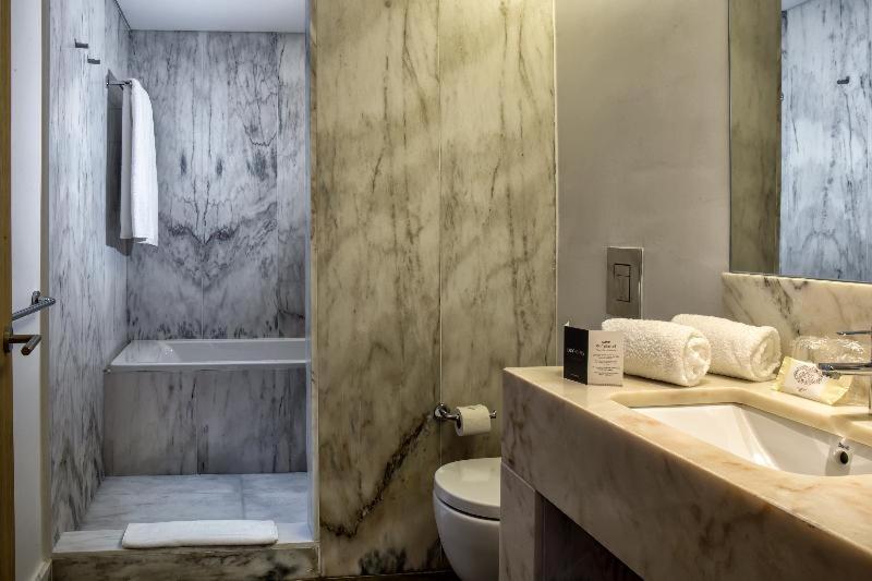 Quarto #171376615 Quarto #171376615