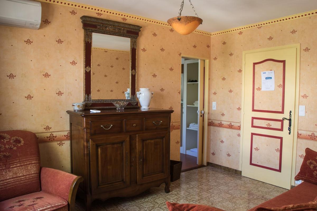 King Suite - Photo 5