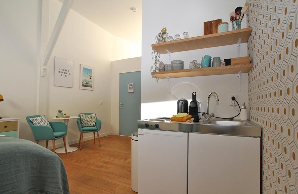 One-Bedroom Apartment 06 - Photo 4
