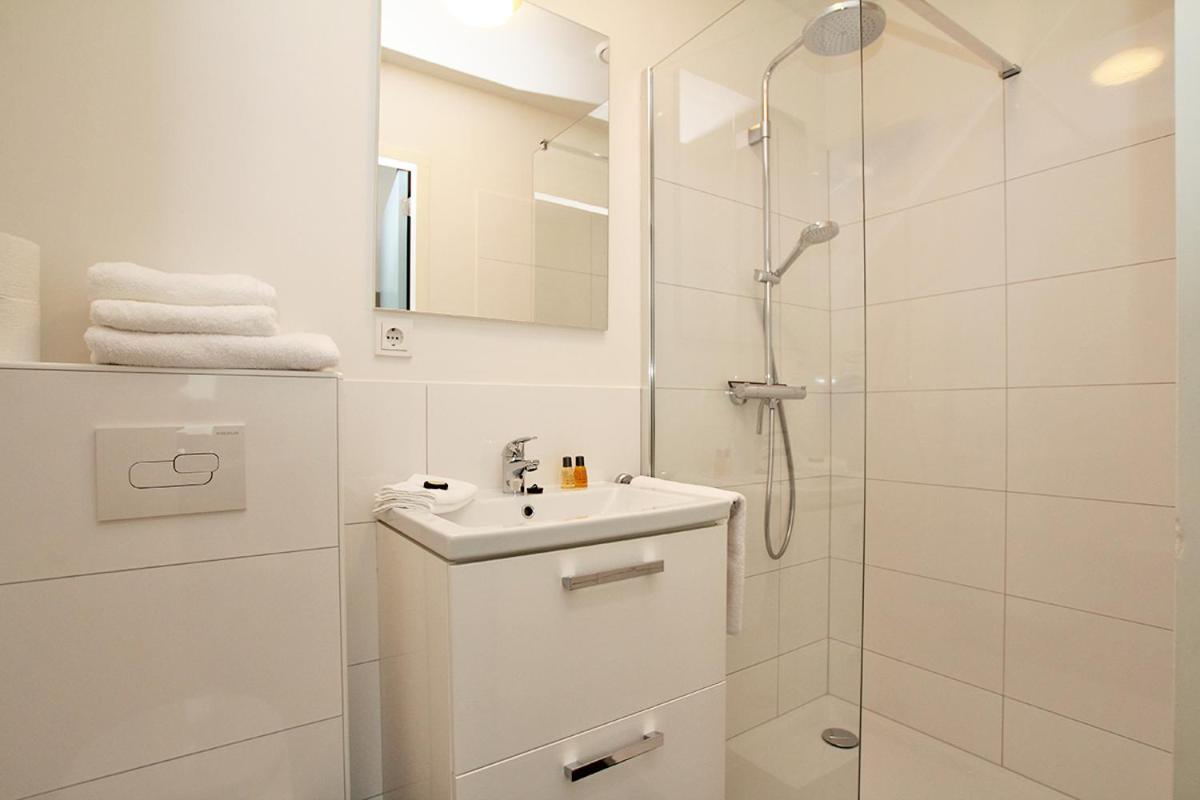 Two-Bedroom Apartment 07 - Photo 17