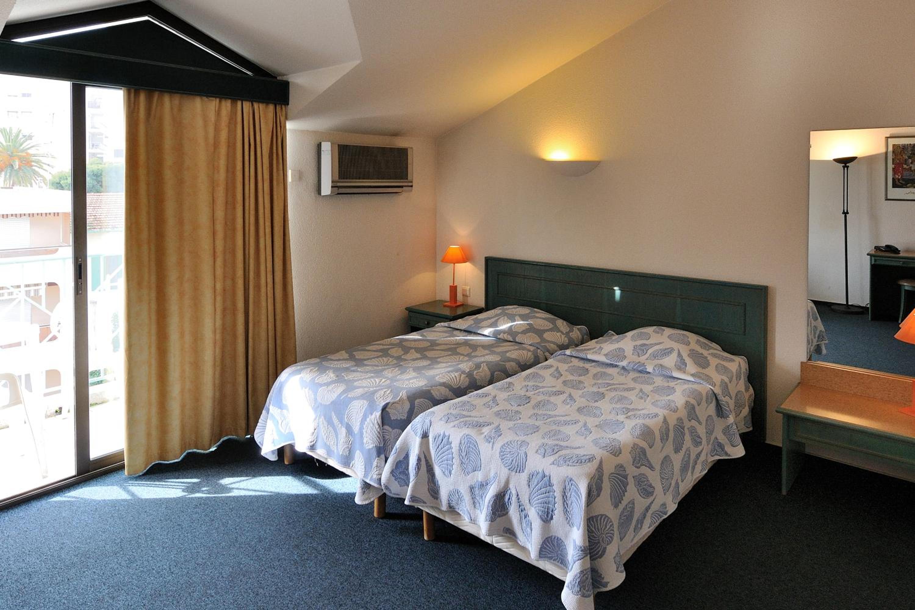 Economy Studio (2 Adults) - Photo 2