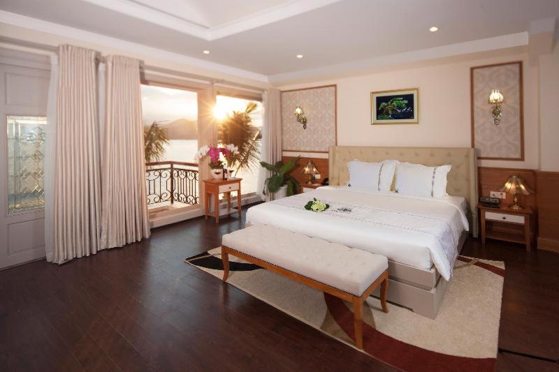 Executive Suite Sea View- Free Jimjibang - Photo 5