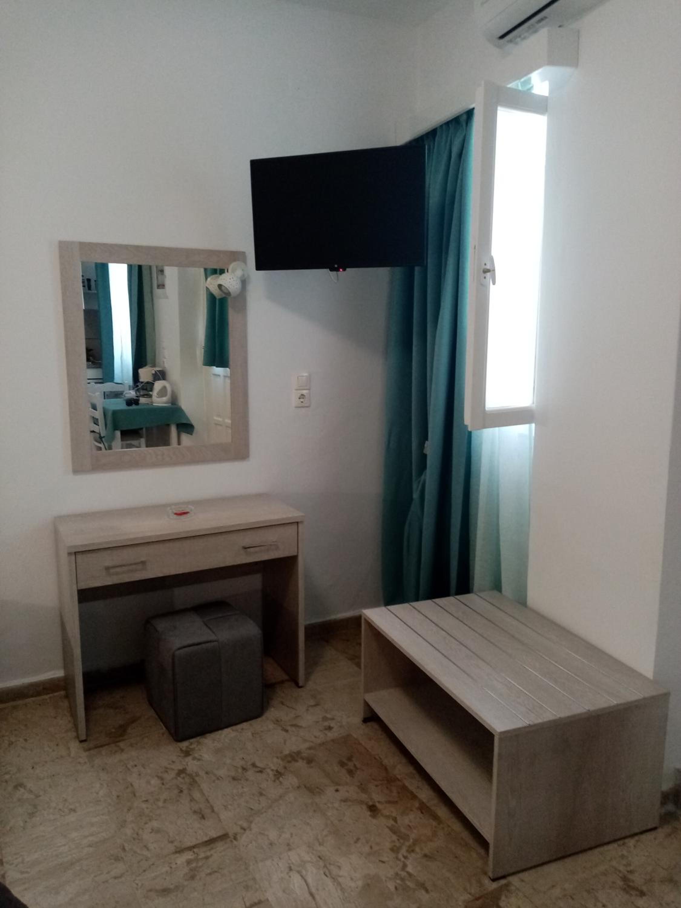 Studio with Terrace (2 Adults) photo 3