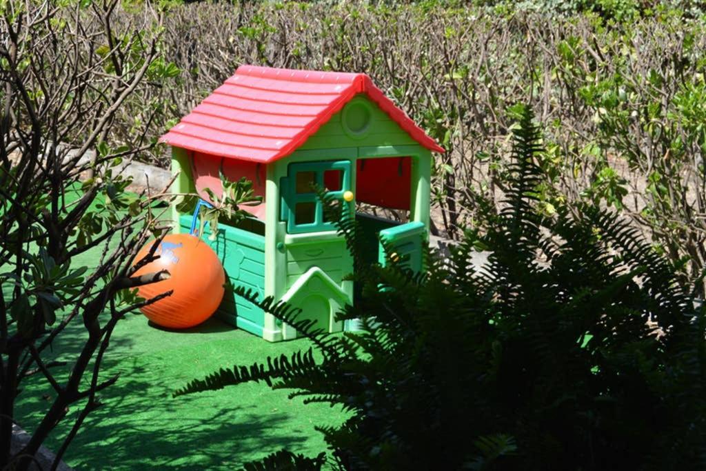 Villa photo 2