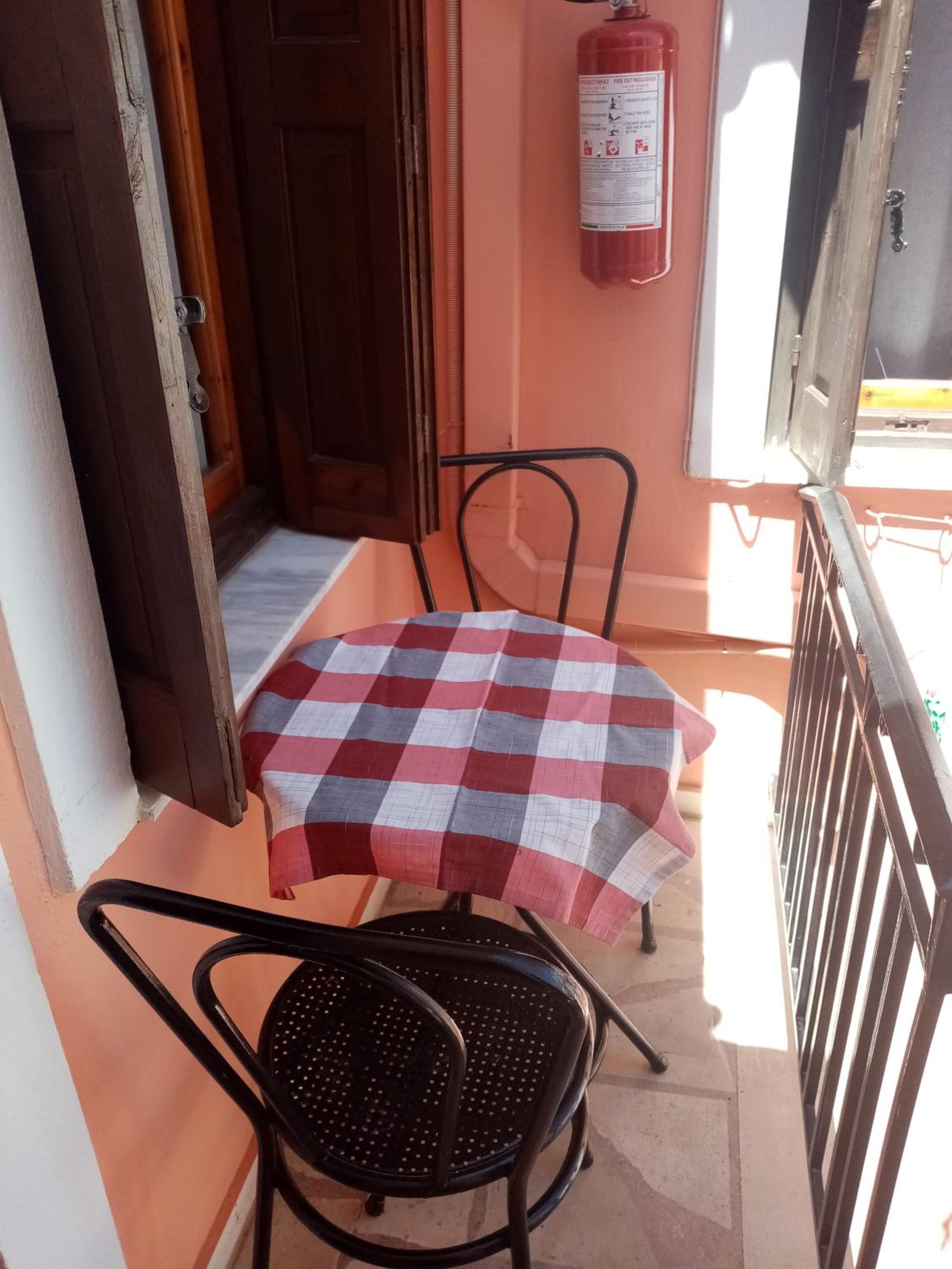 Studio with Balcony photo 2