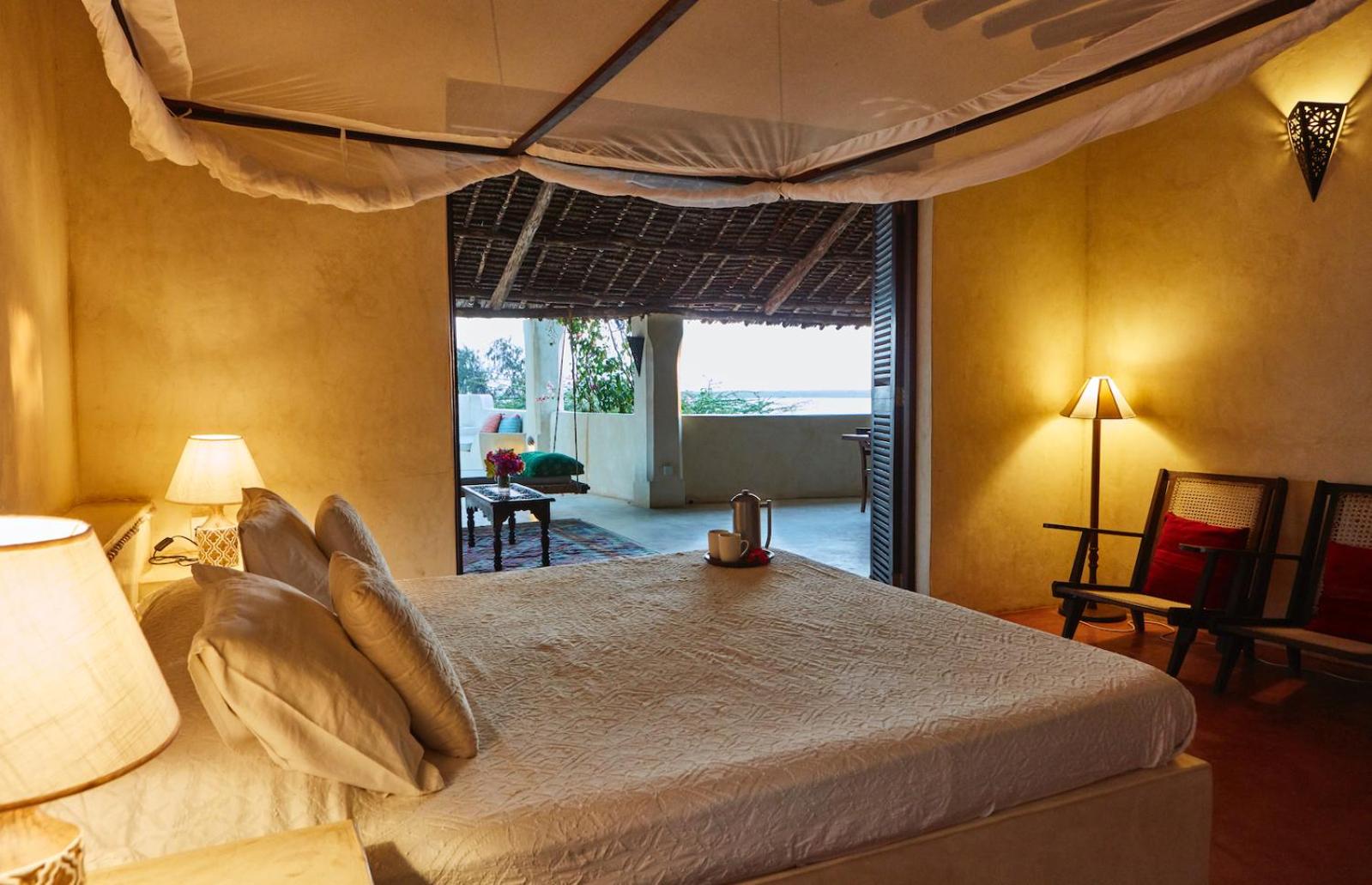 Superior Suite with Sea View - Photo 8