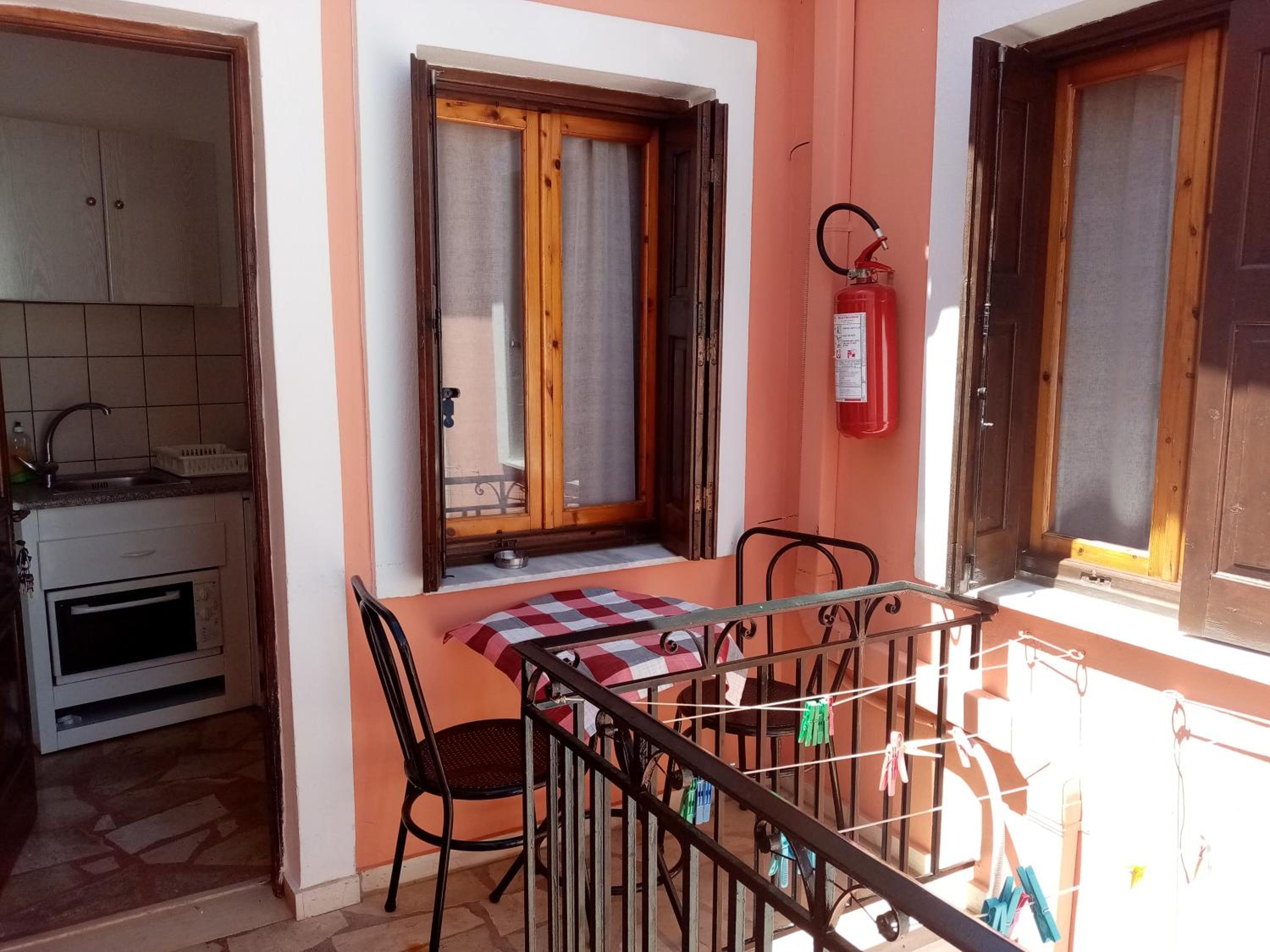 Studio with Balcony photo 3