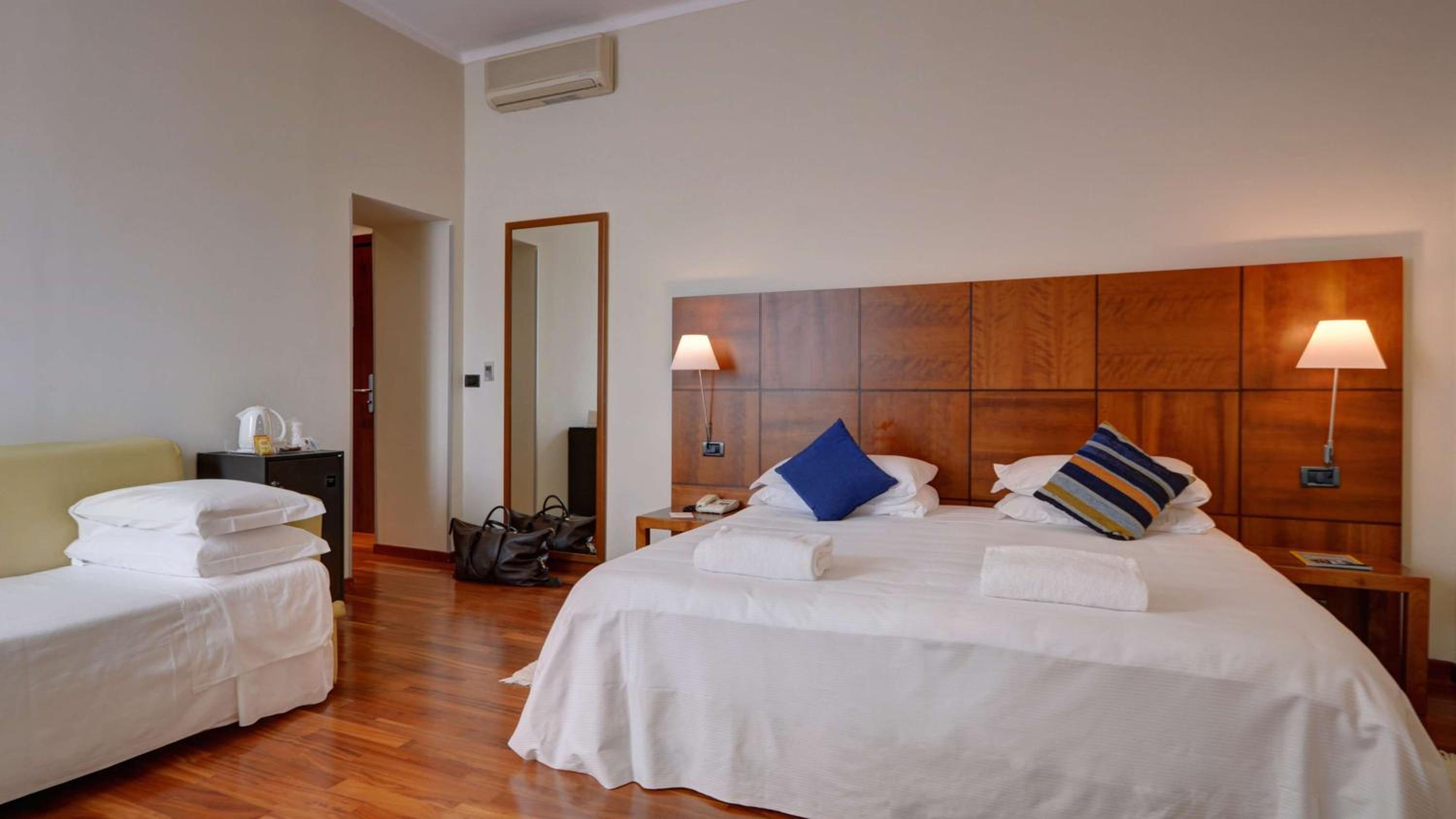 Triple Room - Photo 5