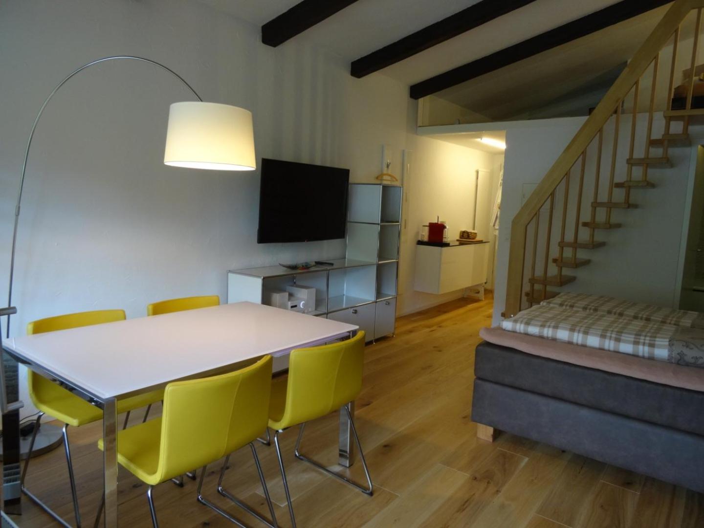 Apartment with Balcony photo 1