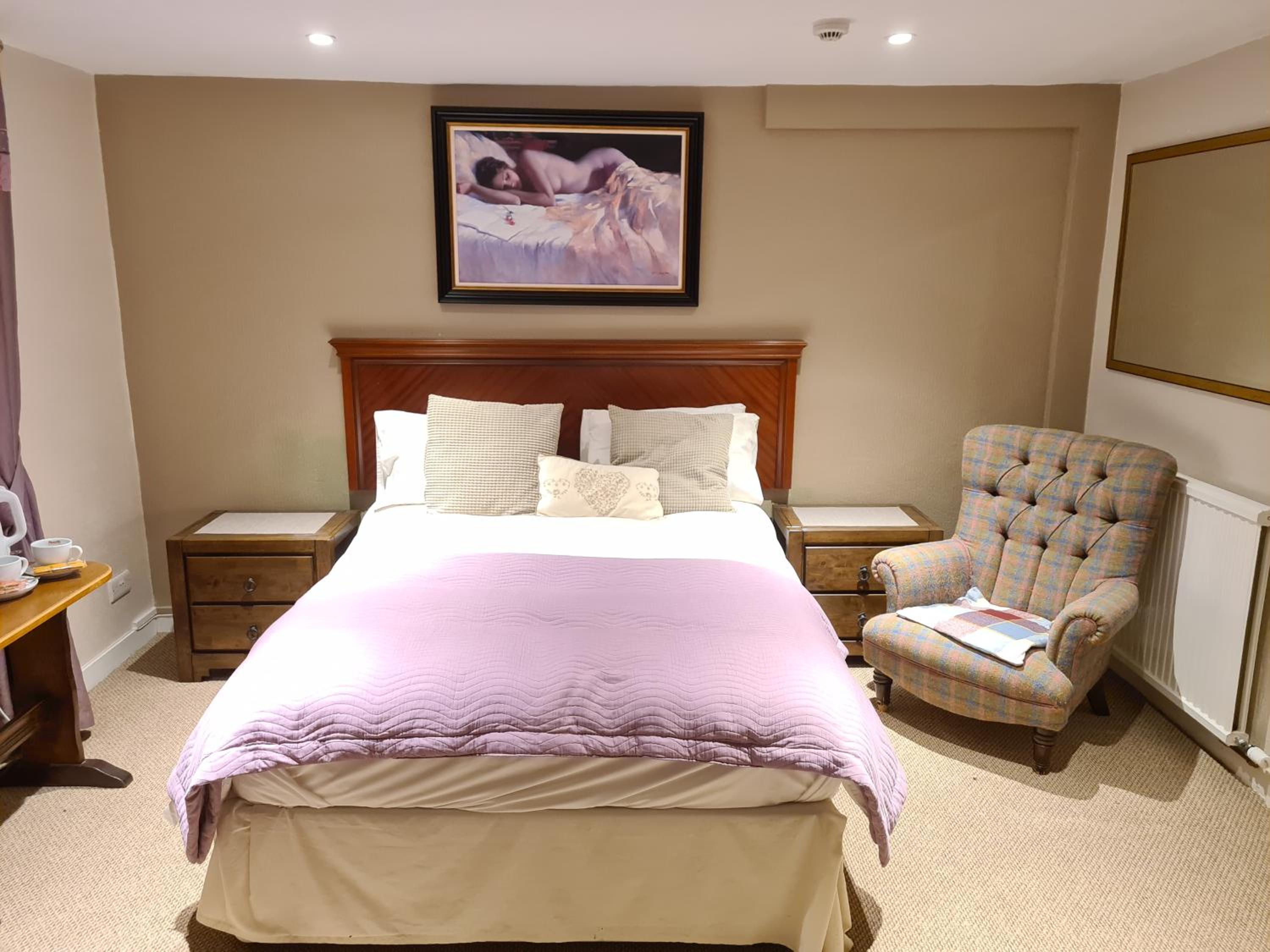 Budget Double Room - Photo 2