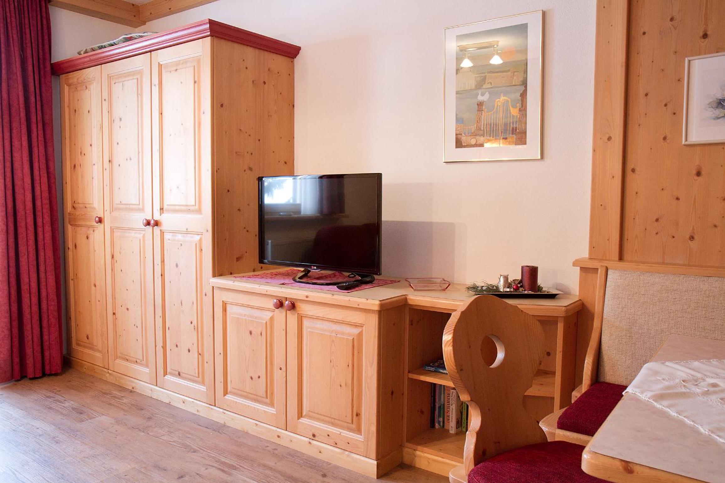 One-Bedroom Apartment with Balcony - Attic photo 3