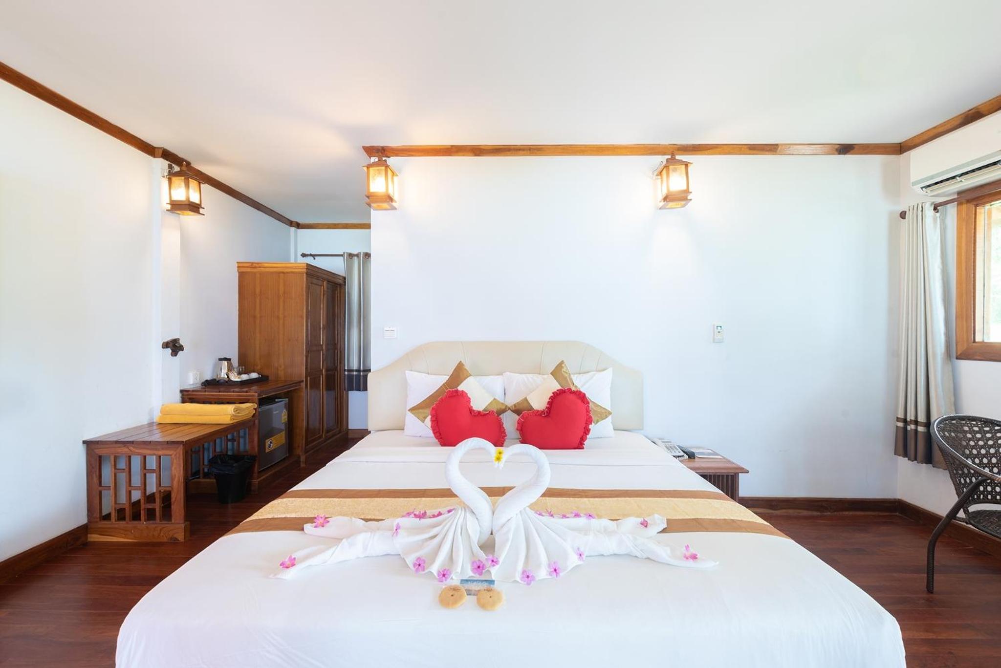 Superior Villa with Partial Sea View-Free Transfer to Tonsai Pier - Photo 17