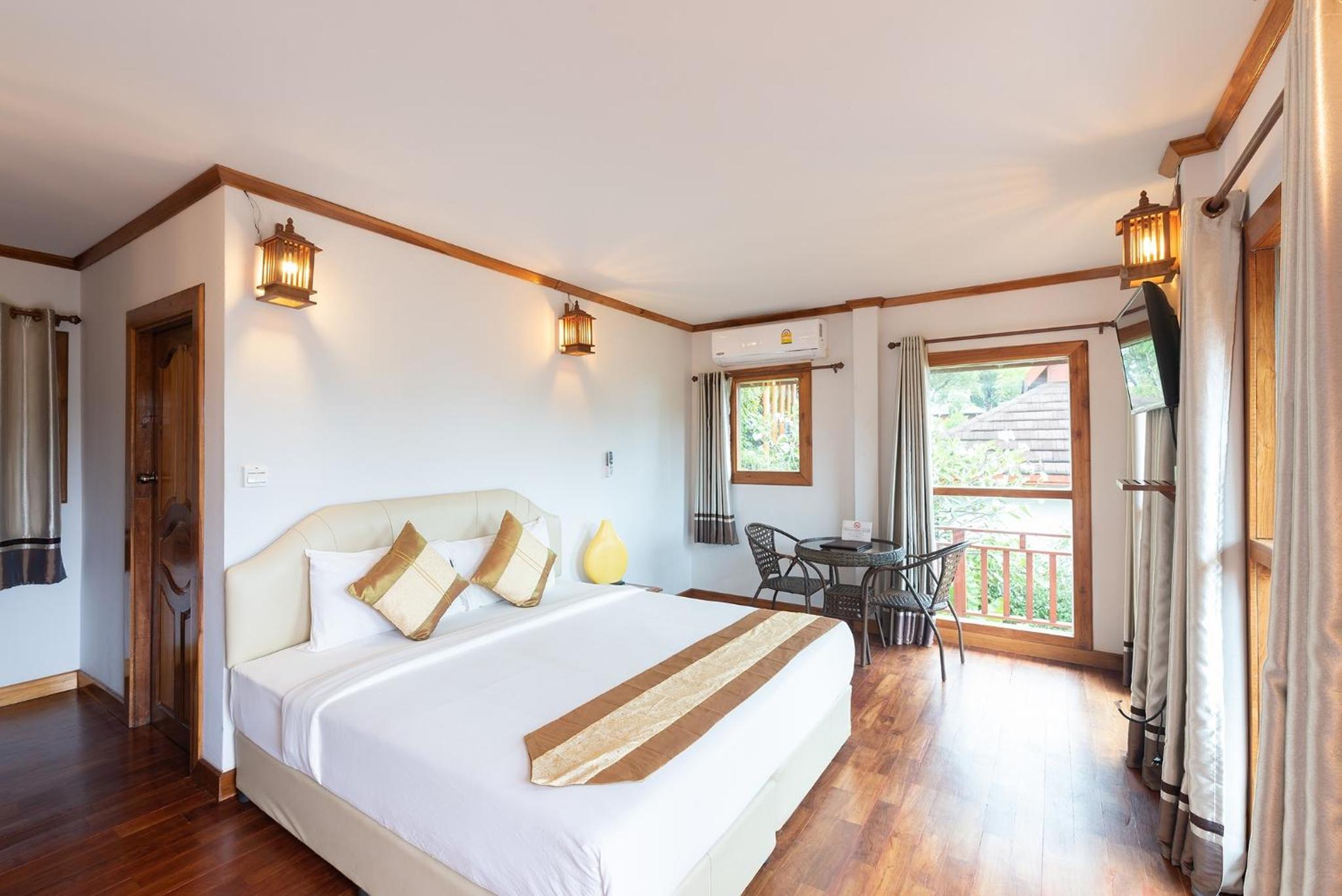 Standard Room with No View- Free Transfer to Tonsai Pier - Photo 8