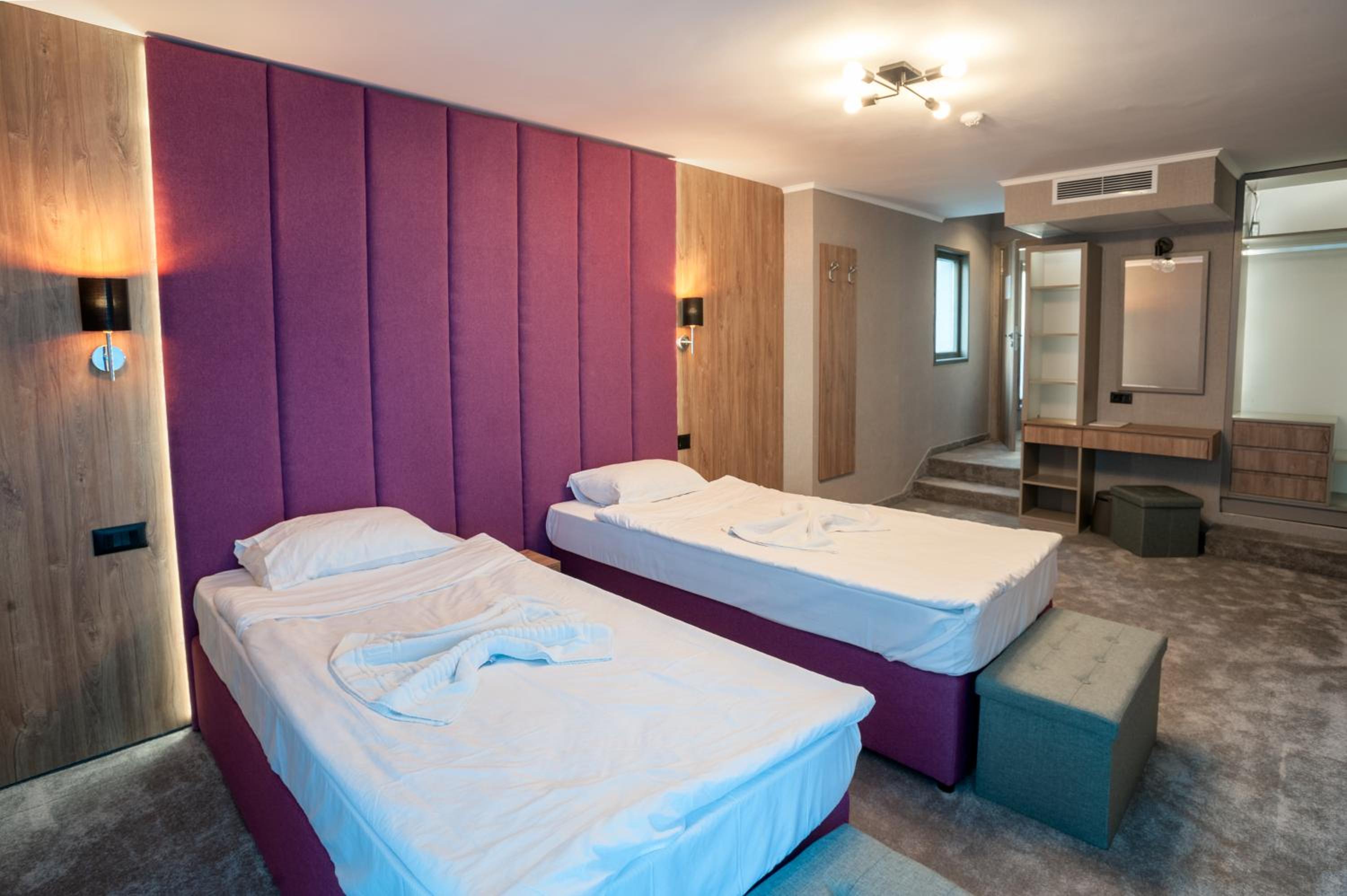 Double Room (2 Adults + 1 Child ) photo 2