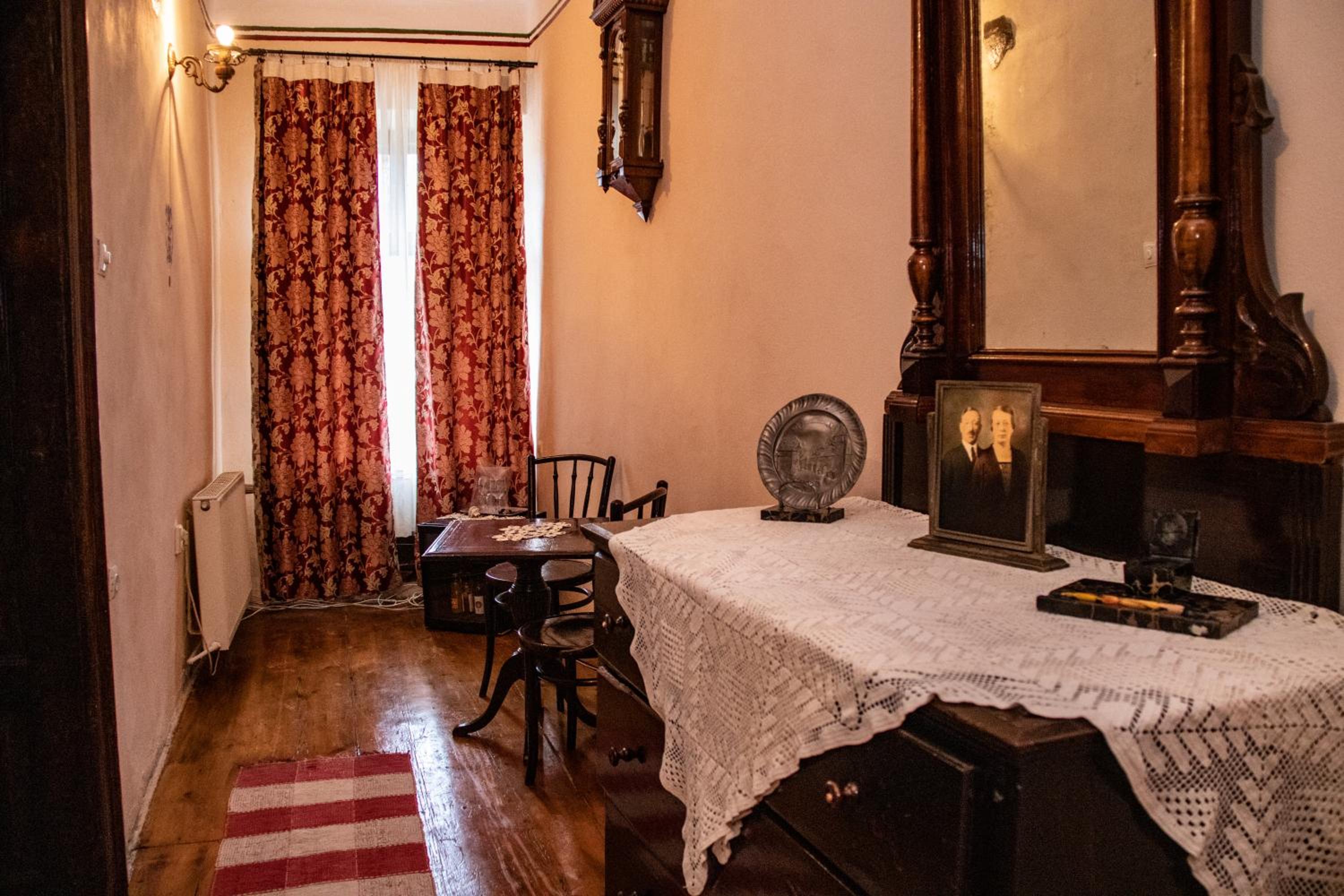 One-Bedroom Suite - Photo 19