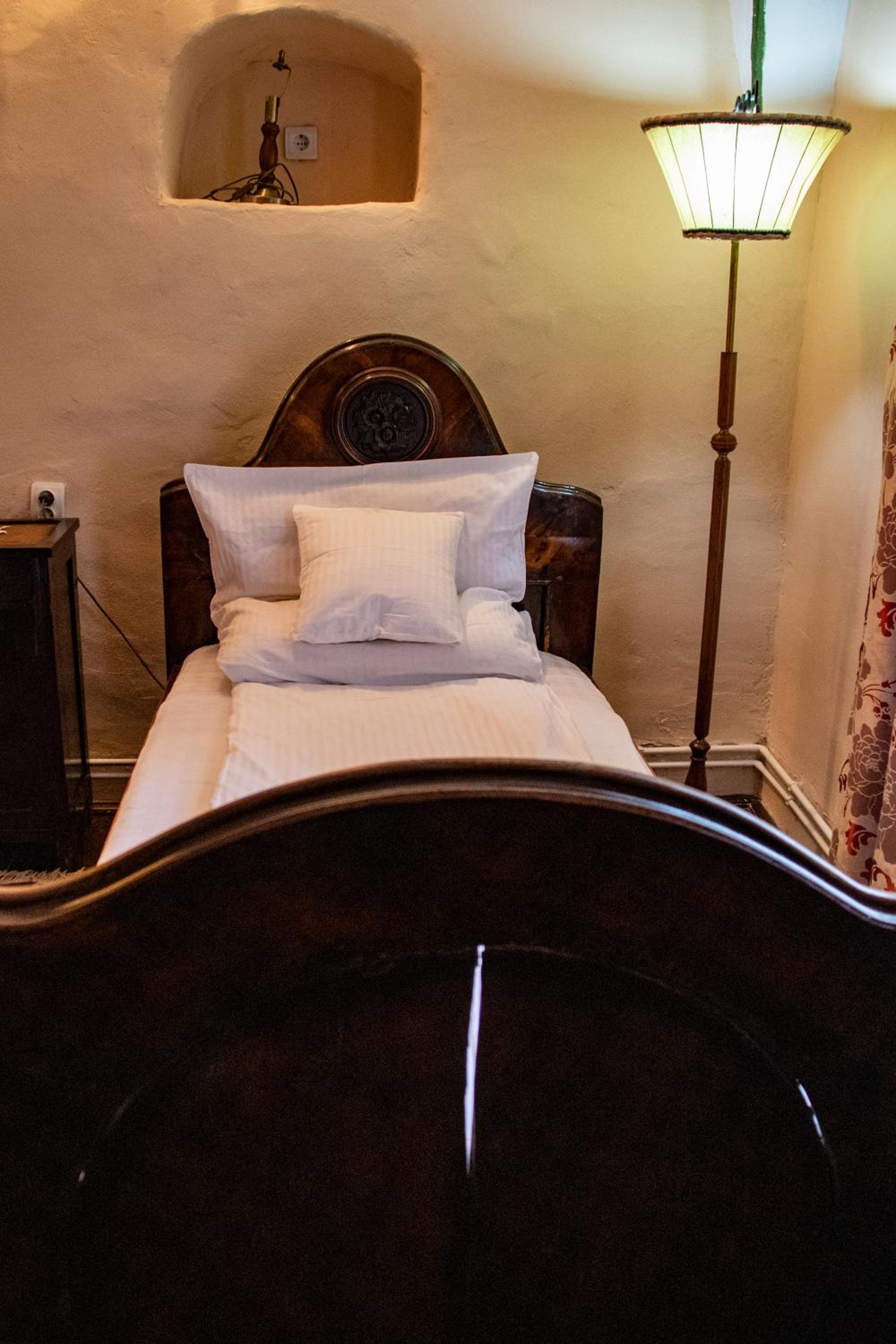 One-Bedroom Suite - Photo 21