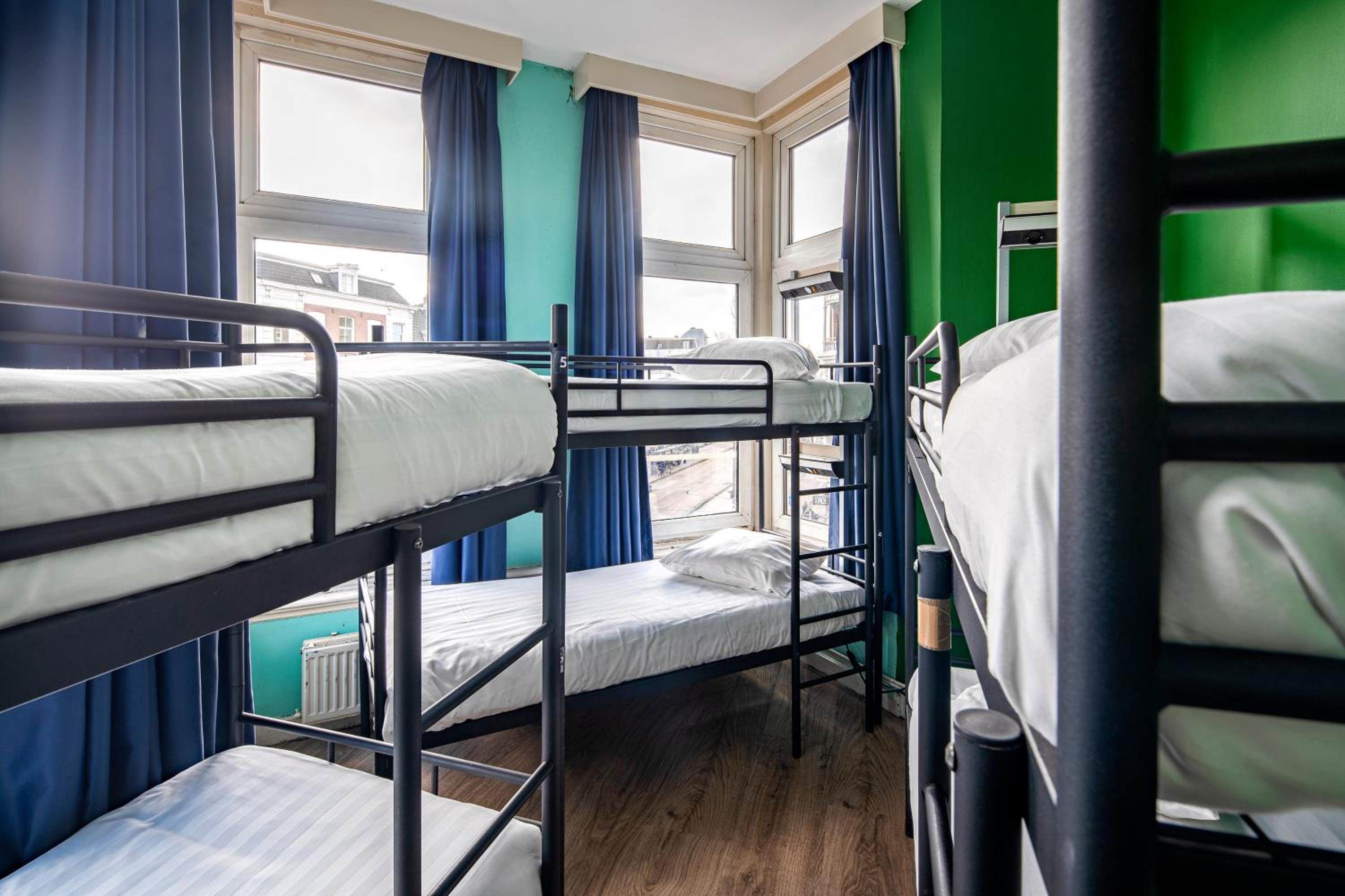 Bed In 6-Bed Mixed Dormitory Room photo 3