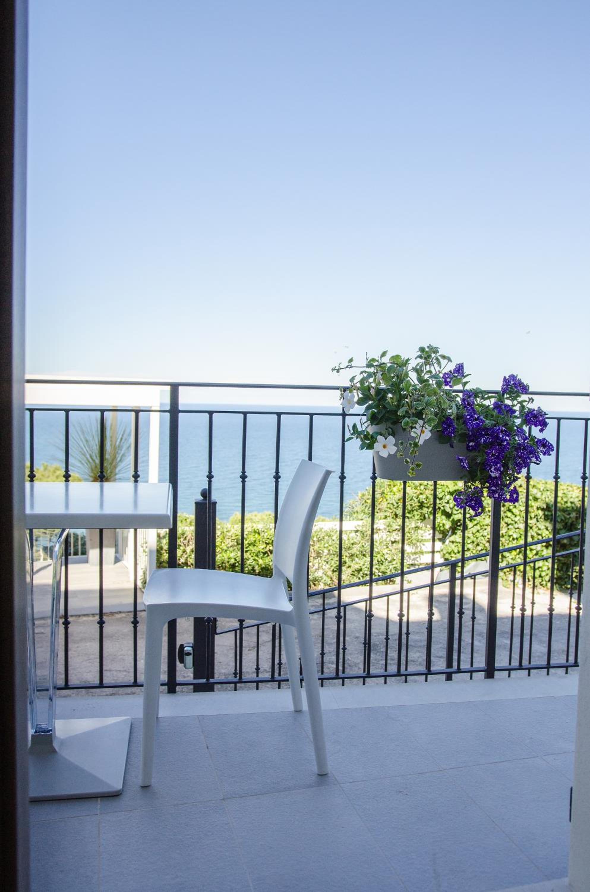 Double Room with Balcony and Sea View photo 2