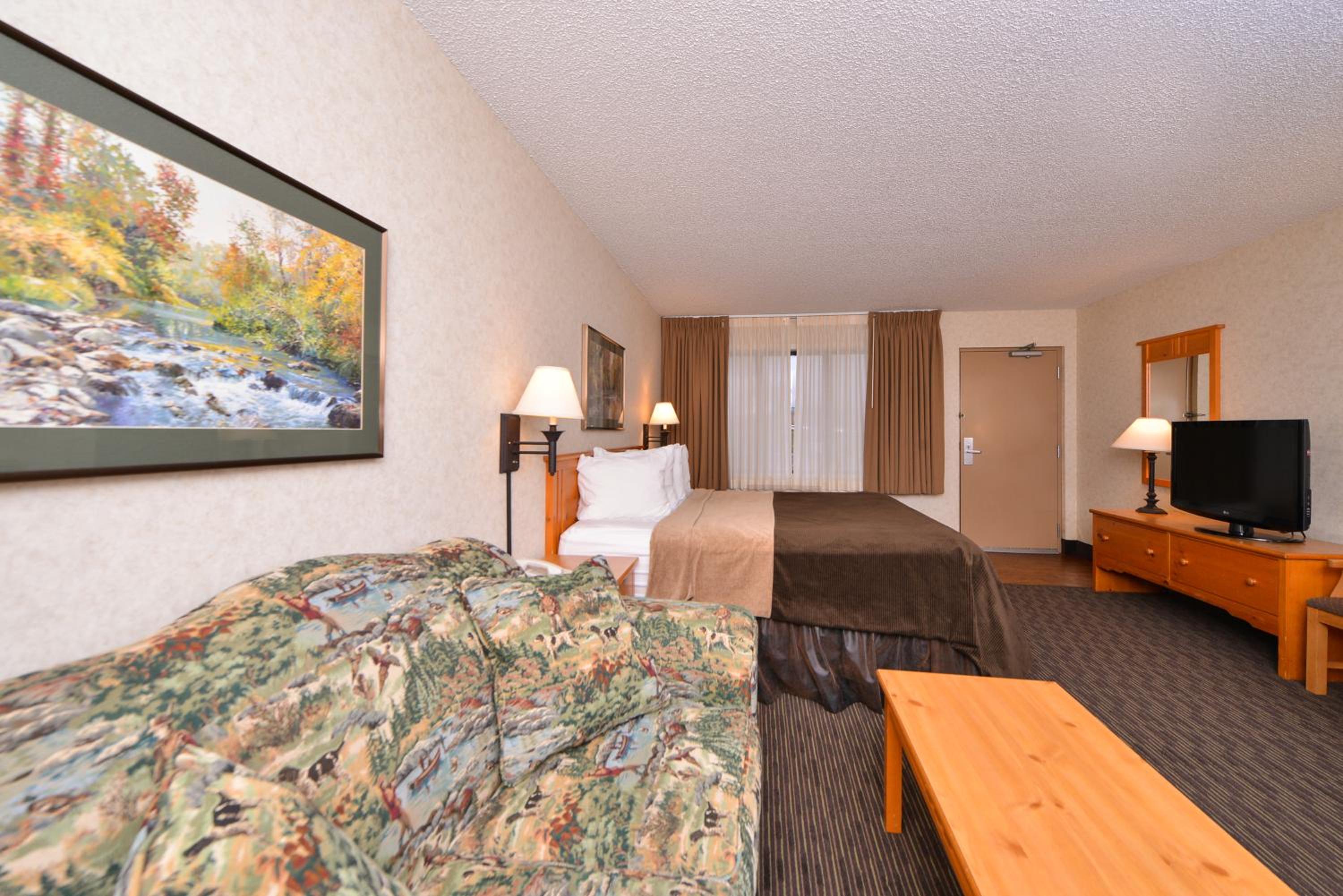 King Suite with Spa Bath - Photo 2
