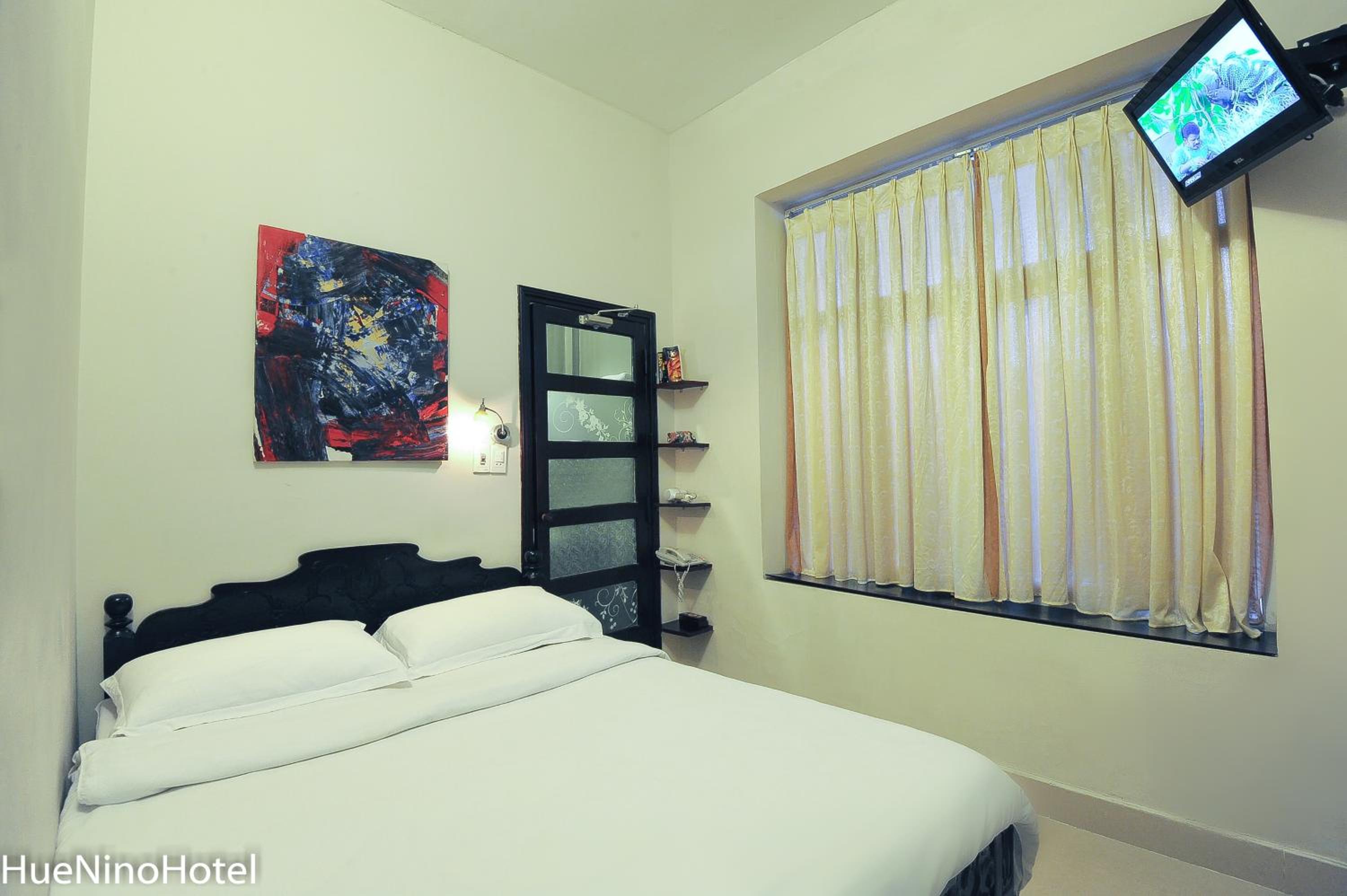 Budget Double Room photo 1