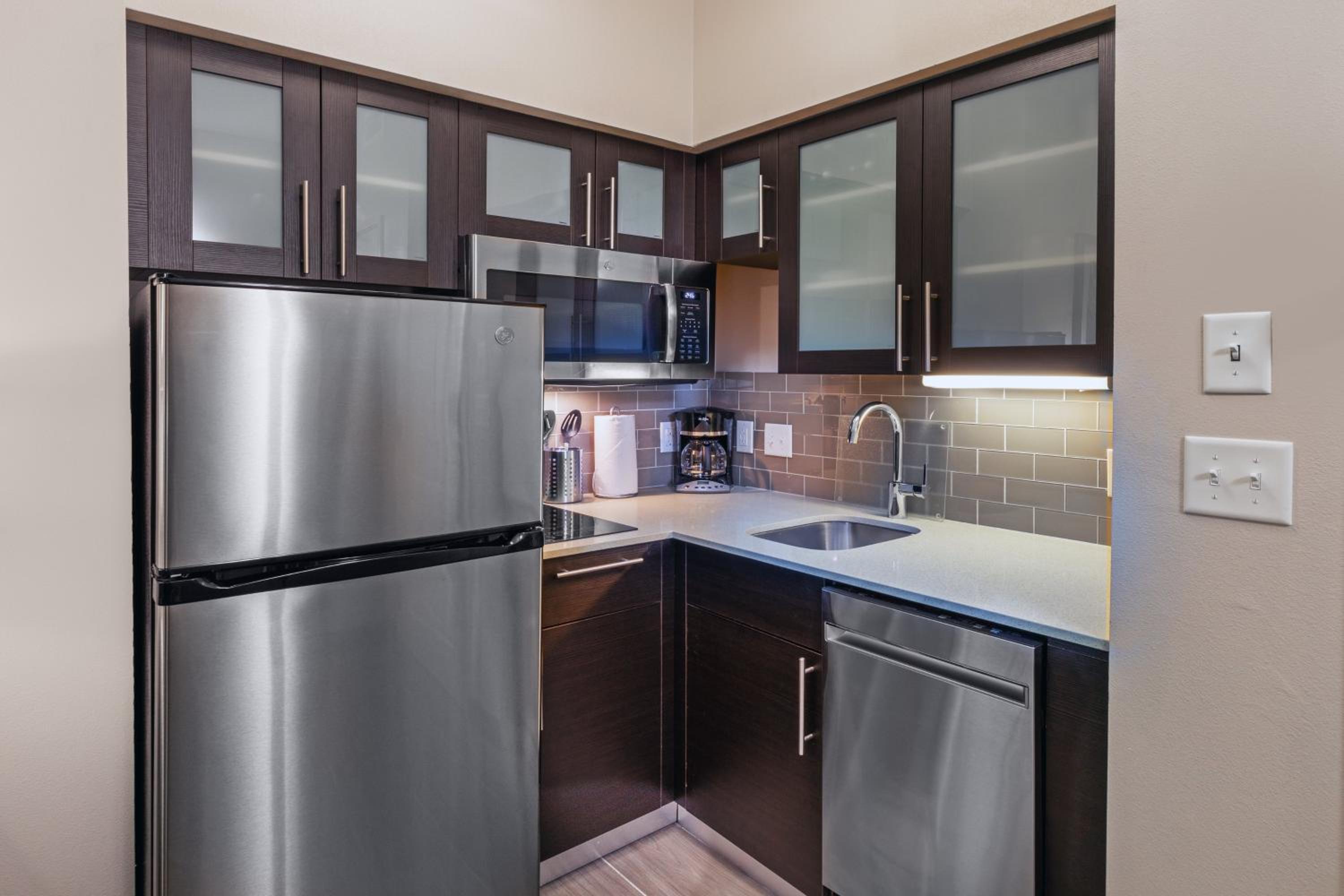 King Studio Suite - Photo 2