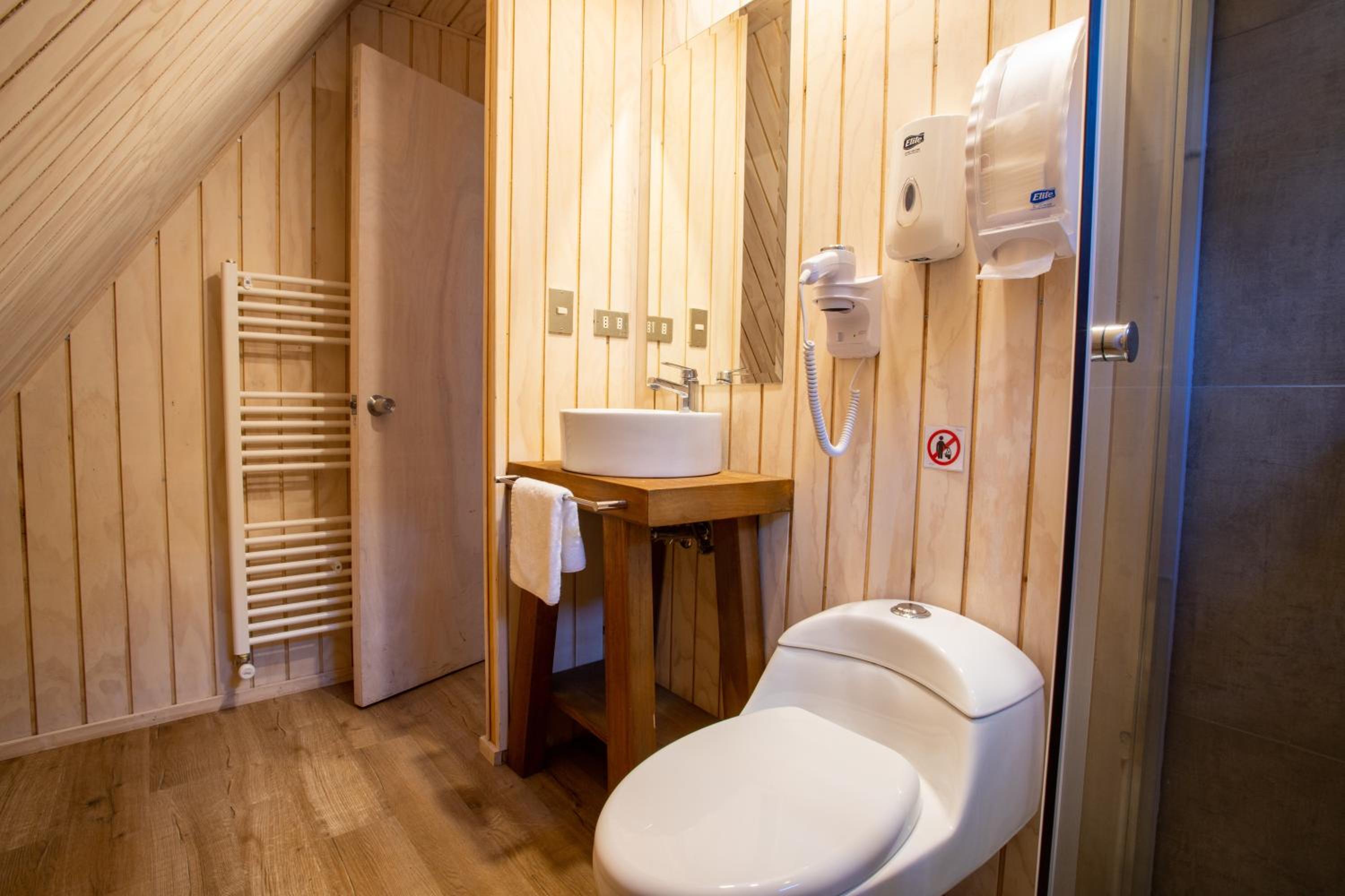 Standard Cottage (4 Adults) photo 3