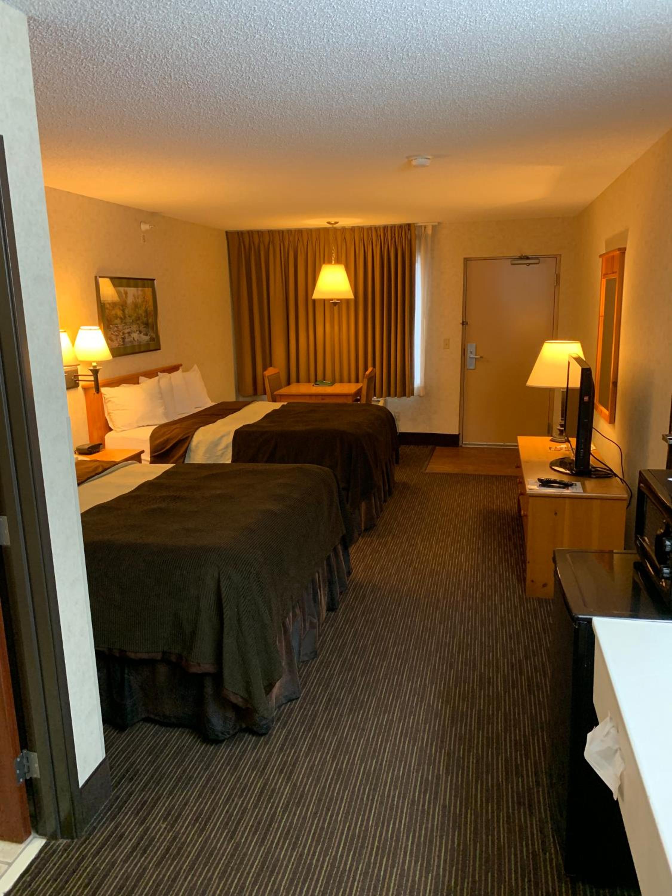 Standard Queen Room with Two Queen Beds - Photo 1