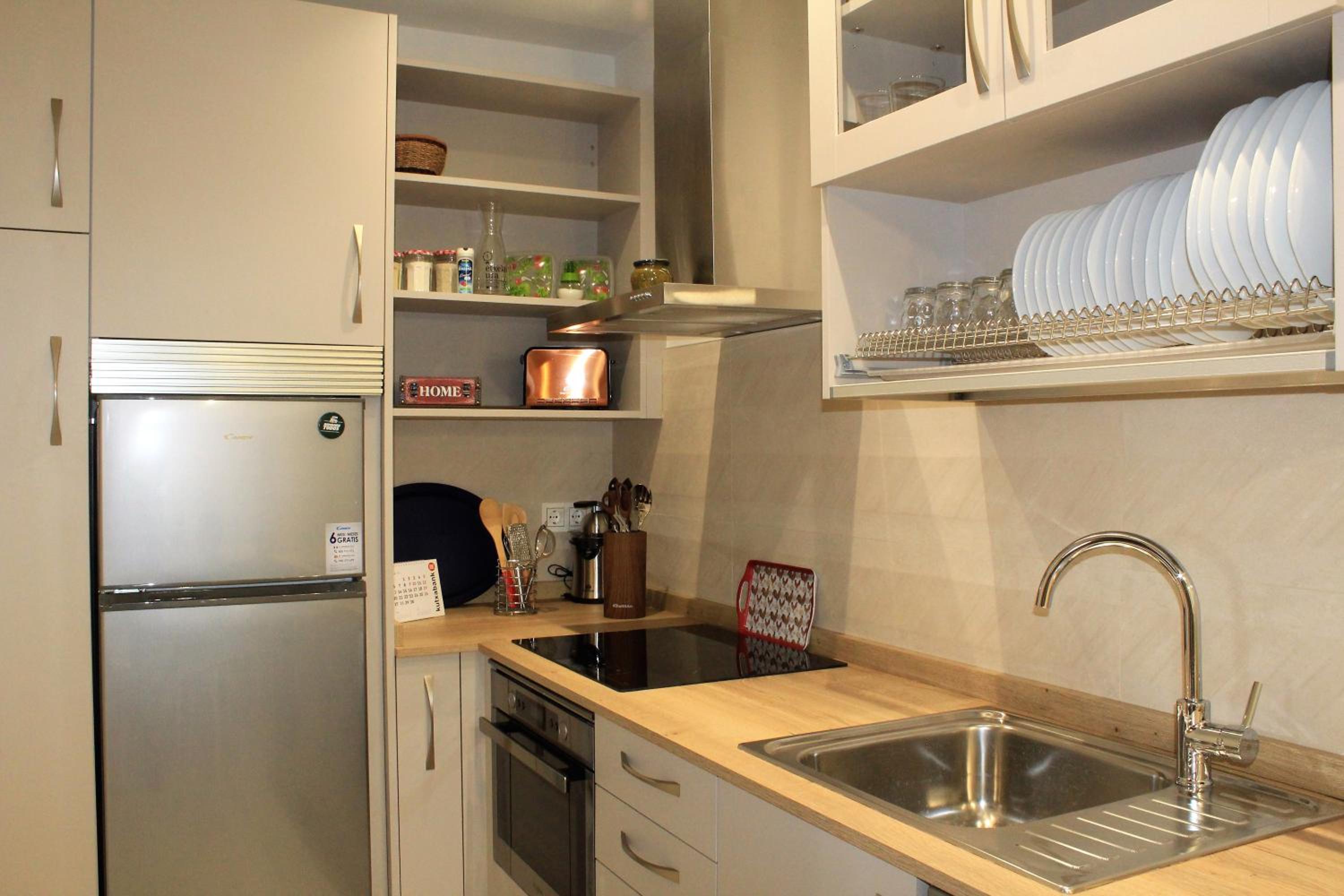 Apartment - Ground Floor - Photo 3