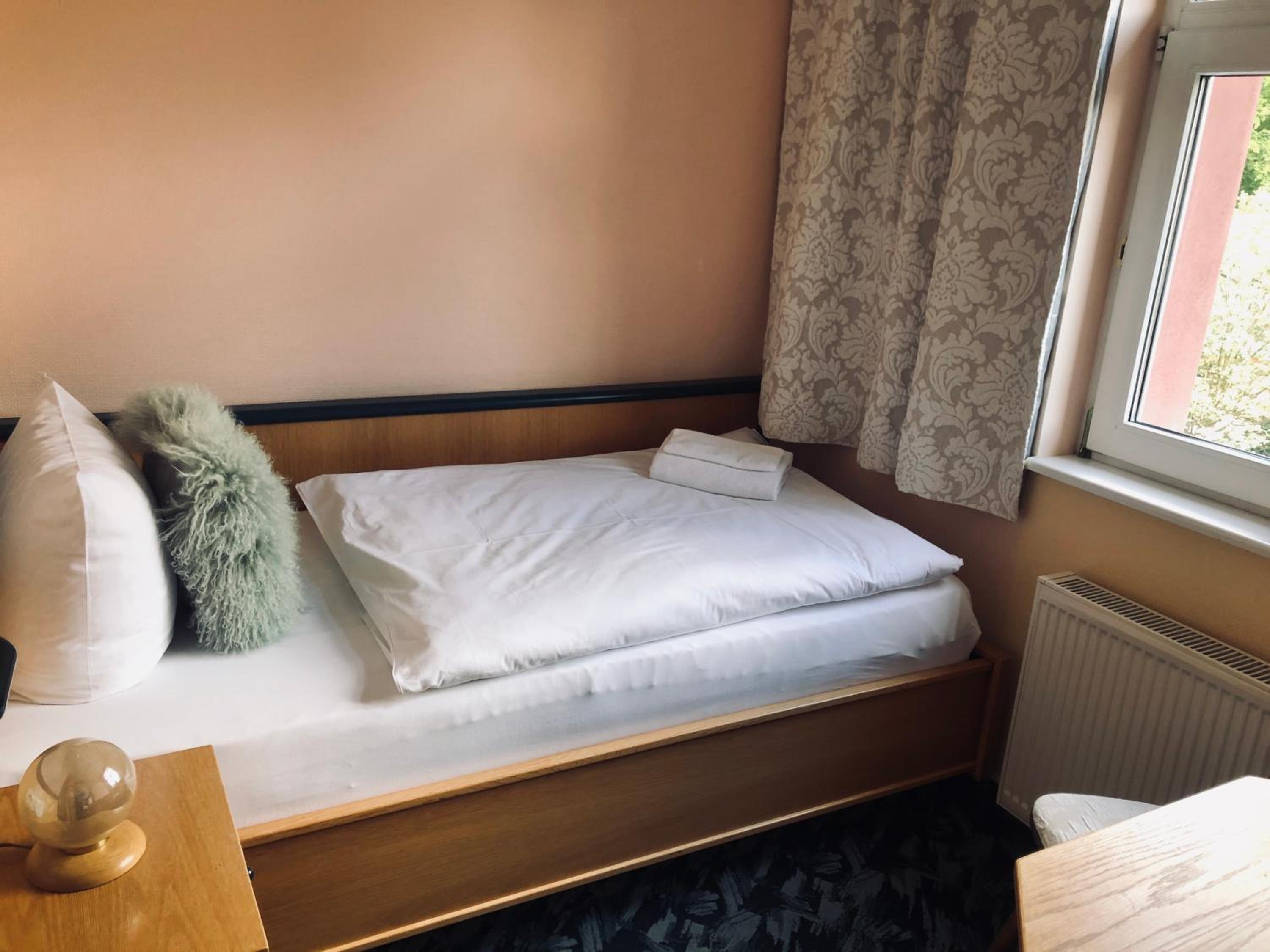 Standard Triple Room - Photo 3