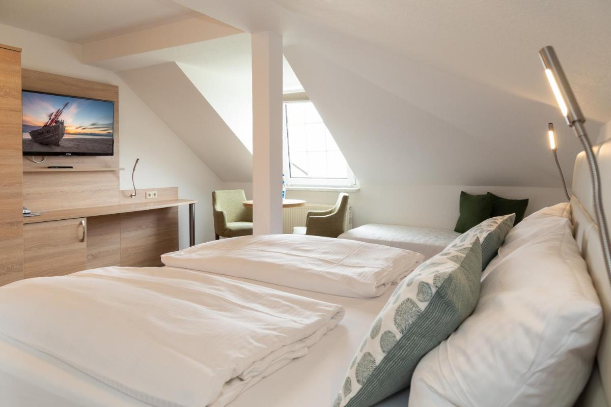 Comfort Double Room with Lake View 15 photo 1