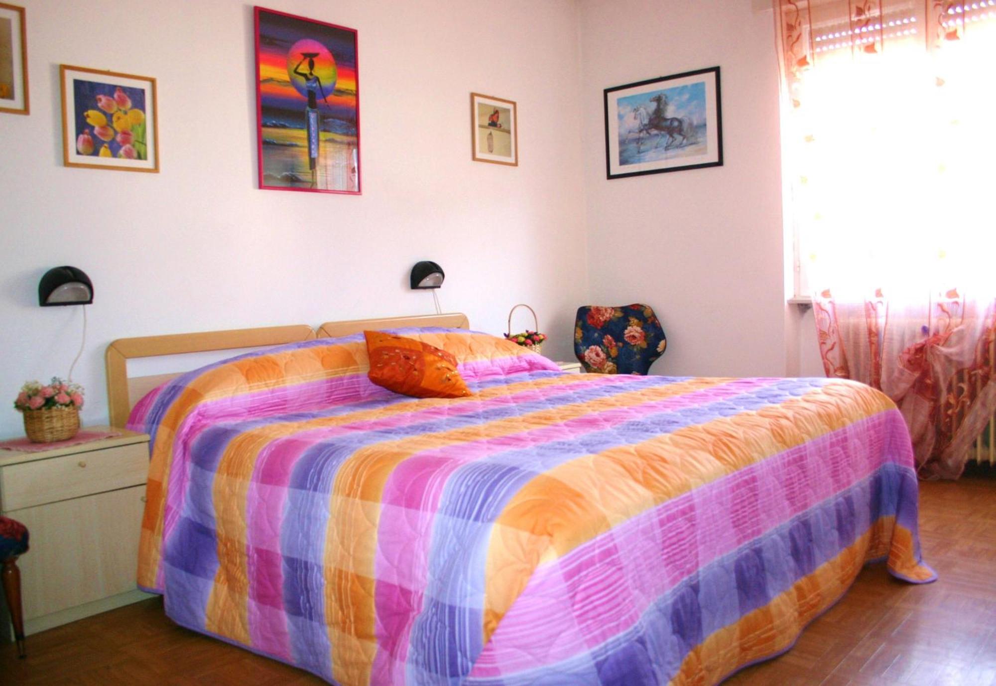 Double or Twin Room with Private Bathroom - Photo 3