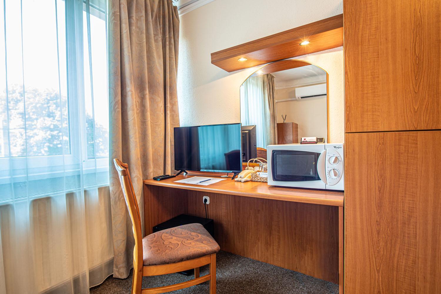Triple Room with Private Bathroom