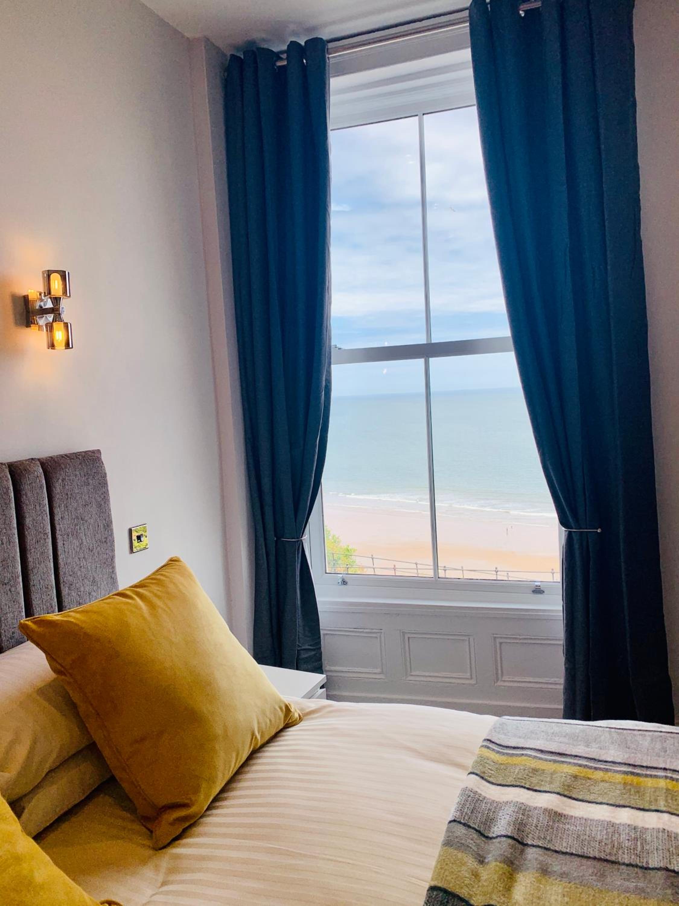 Deluxe Sea View One Bedroom Apartment (First Floor) photo 2
