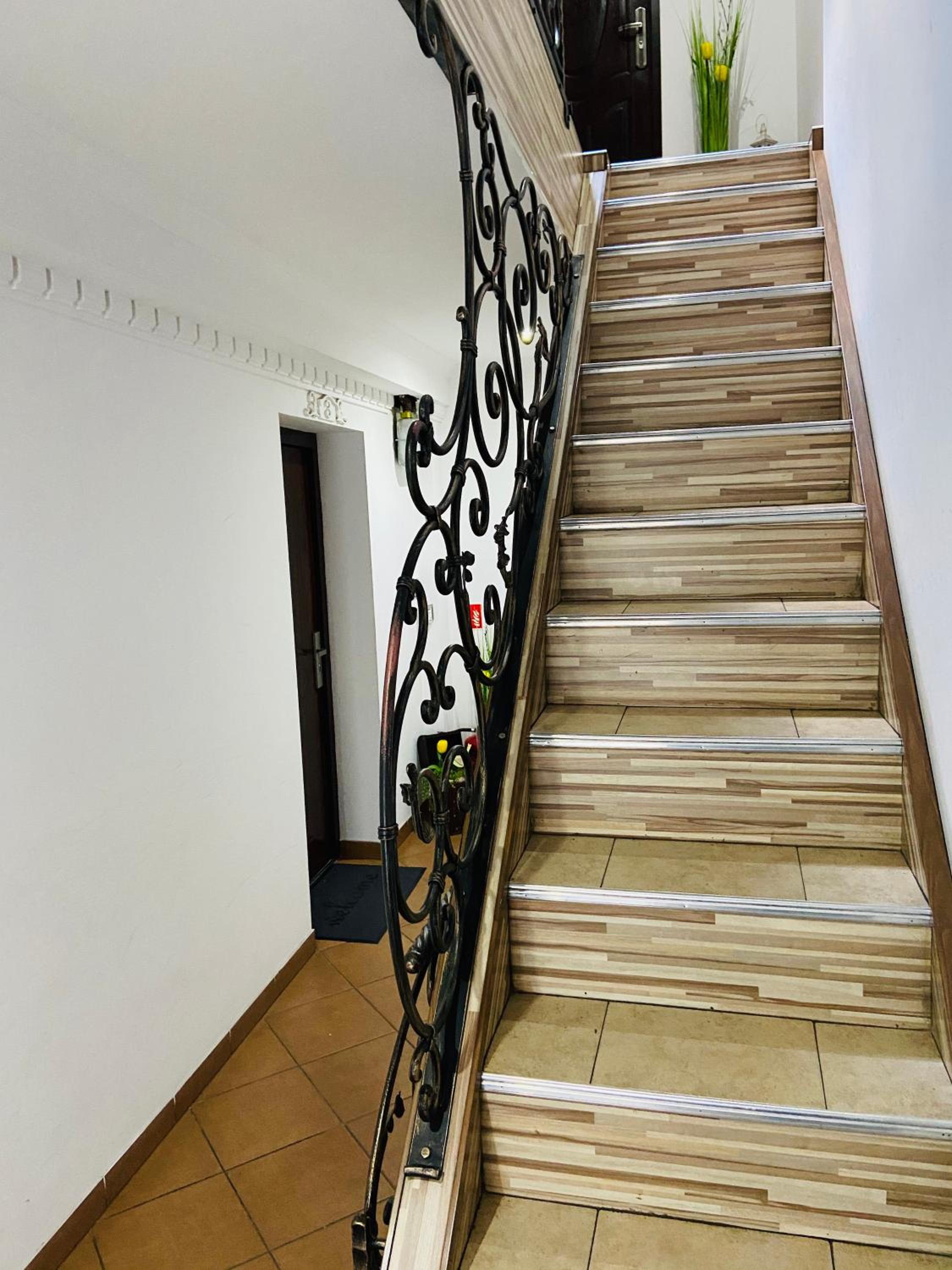 Apartment photo 2