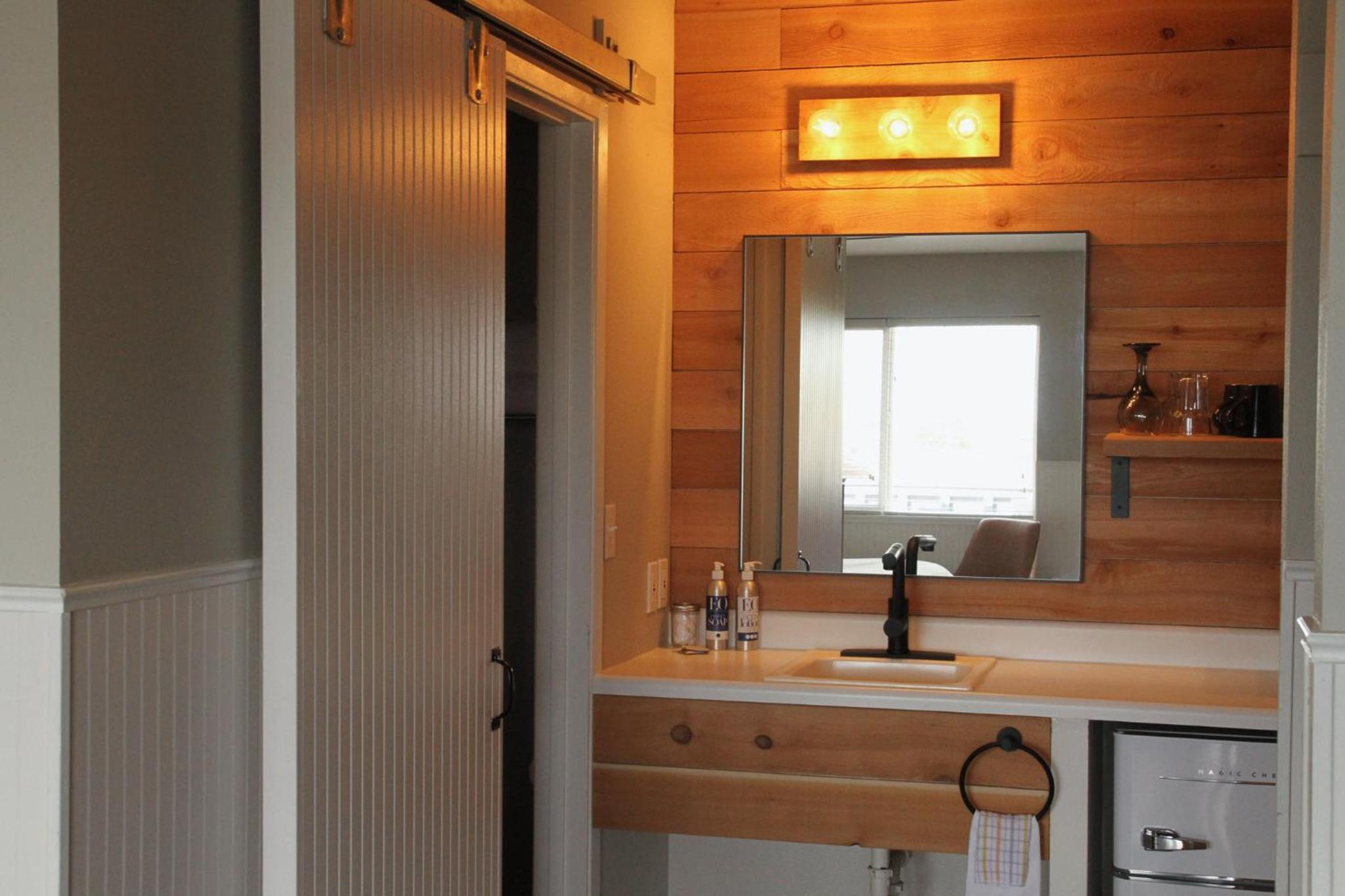 King Suite with Spa Bath - Adults Only photo 2