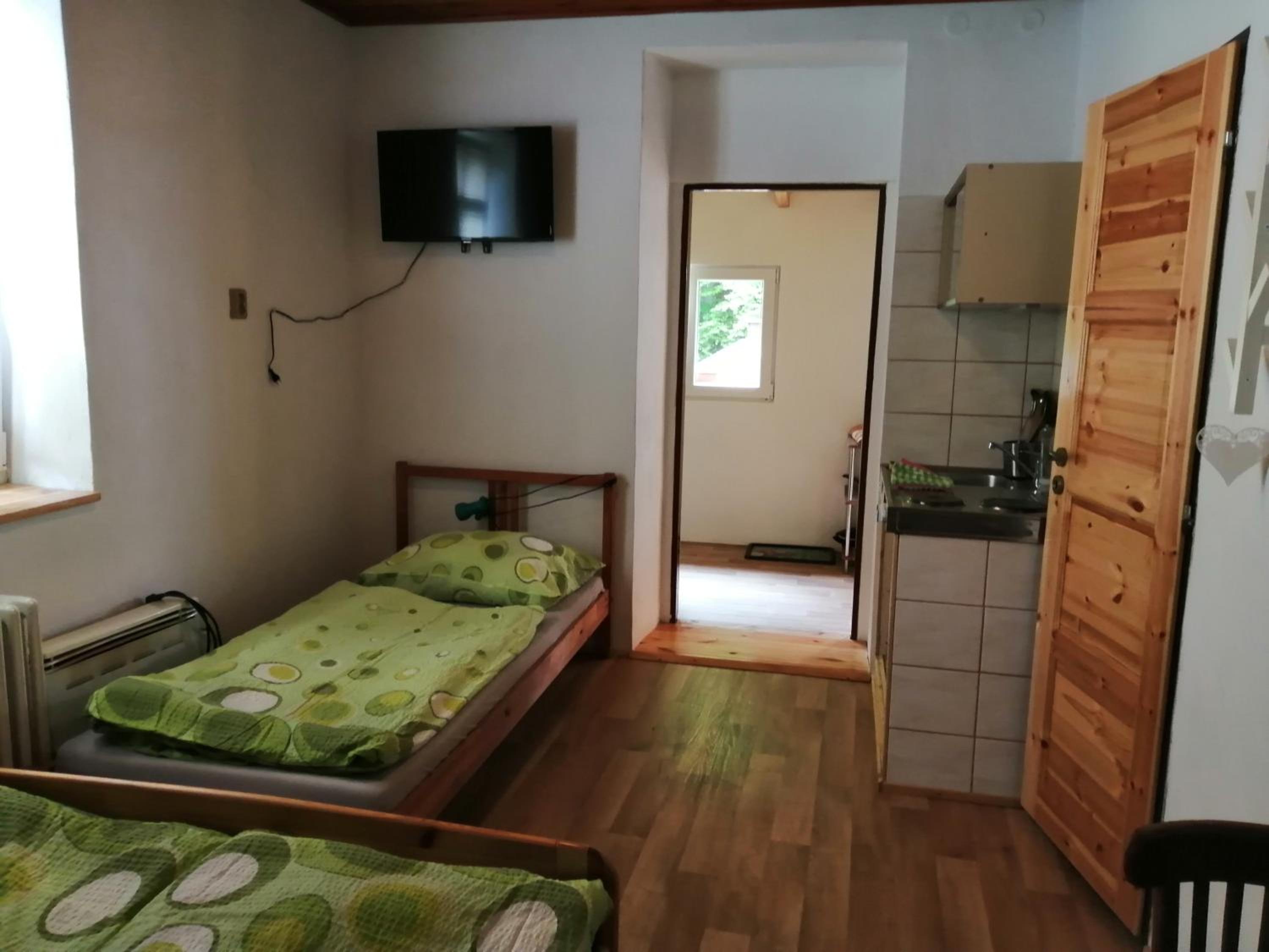 Triple Room with Private Bathroom photo 3