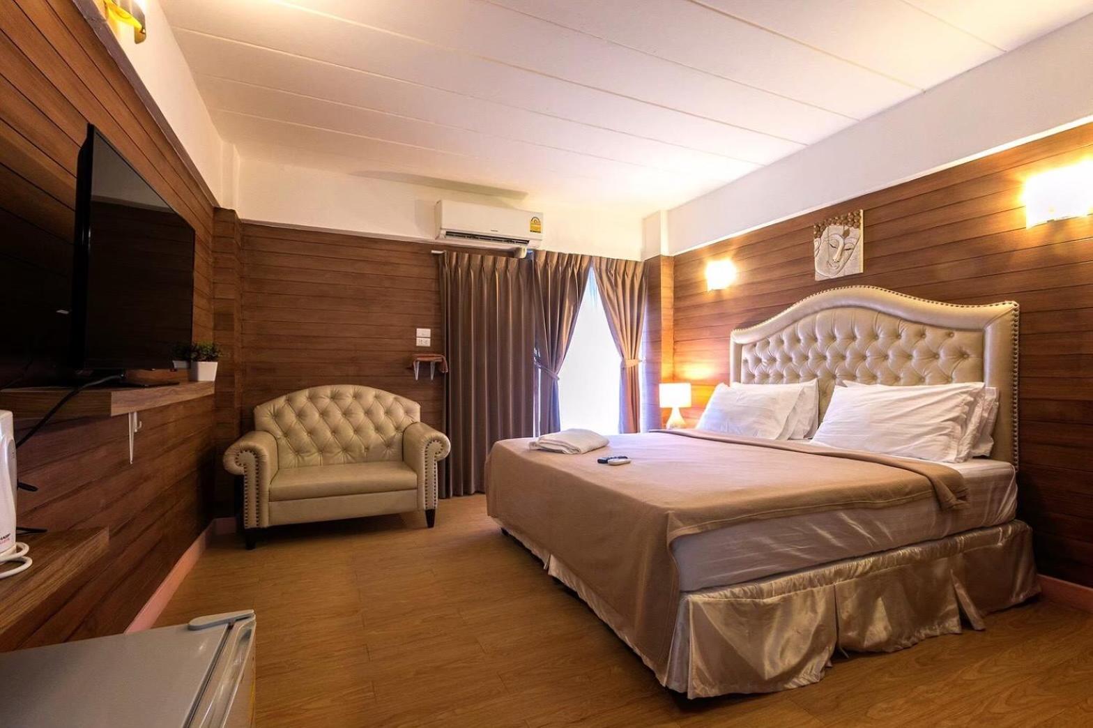 Deluxe Double Room photo 2