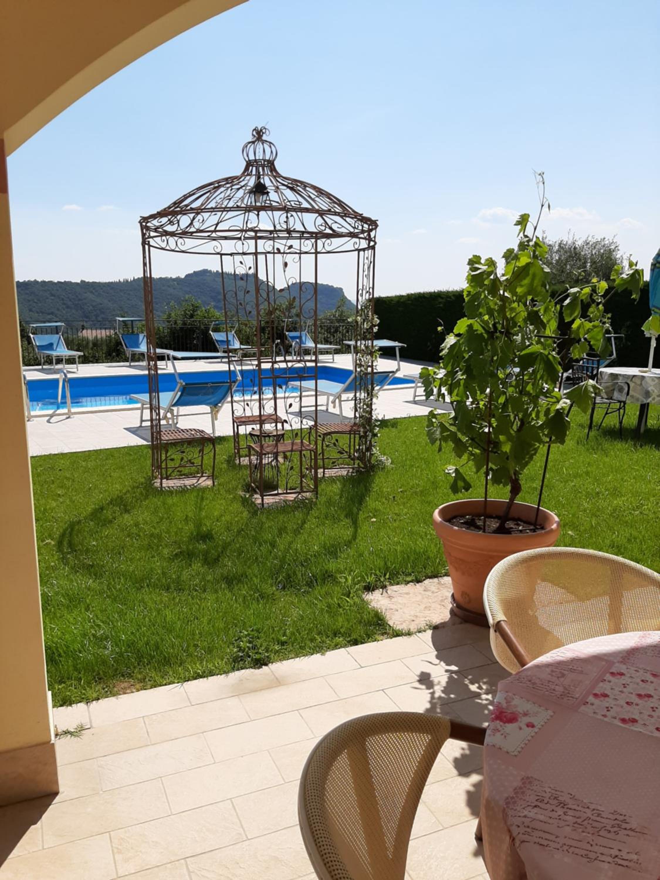 Apartment with Garden View - Photo 11