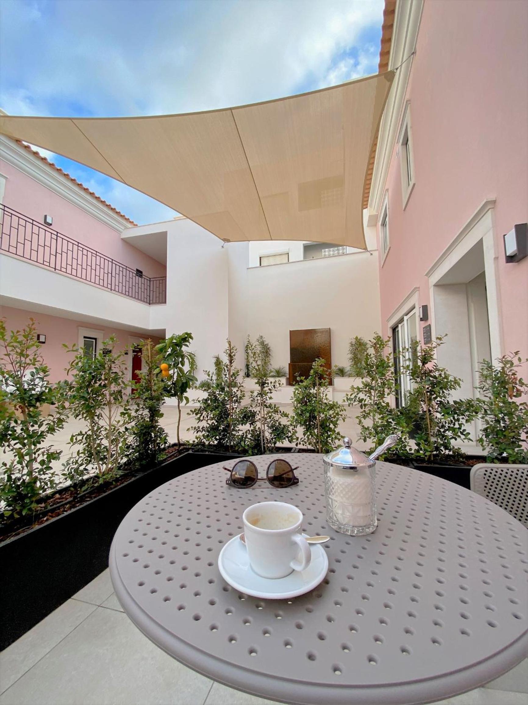 Apartment with Garden View - Photo 9