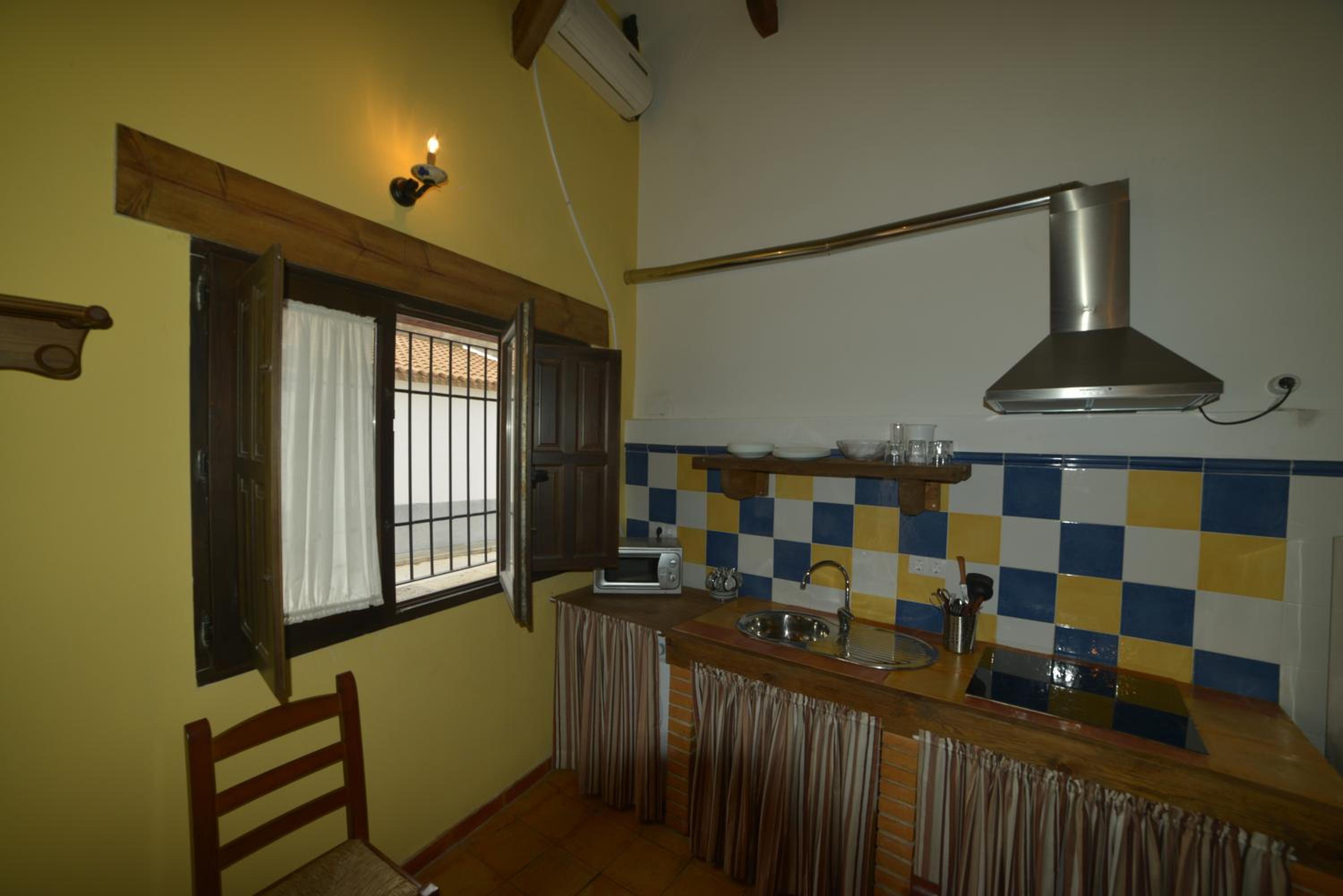 Duplex One-Bedroom Apartment - Photo 5