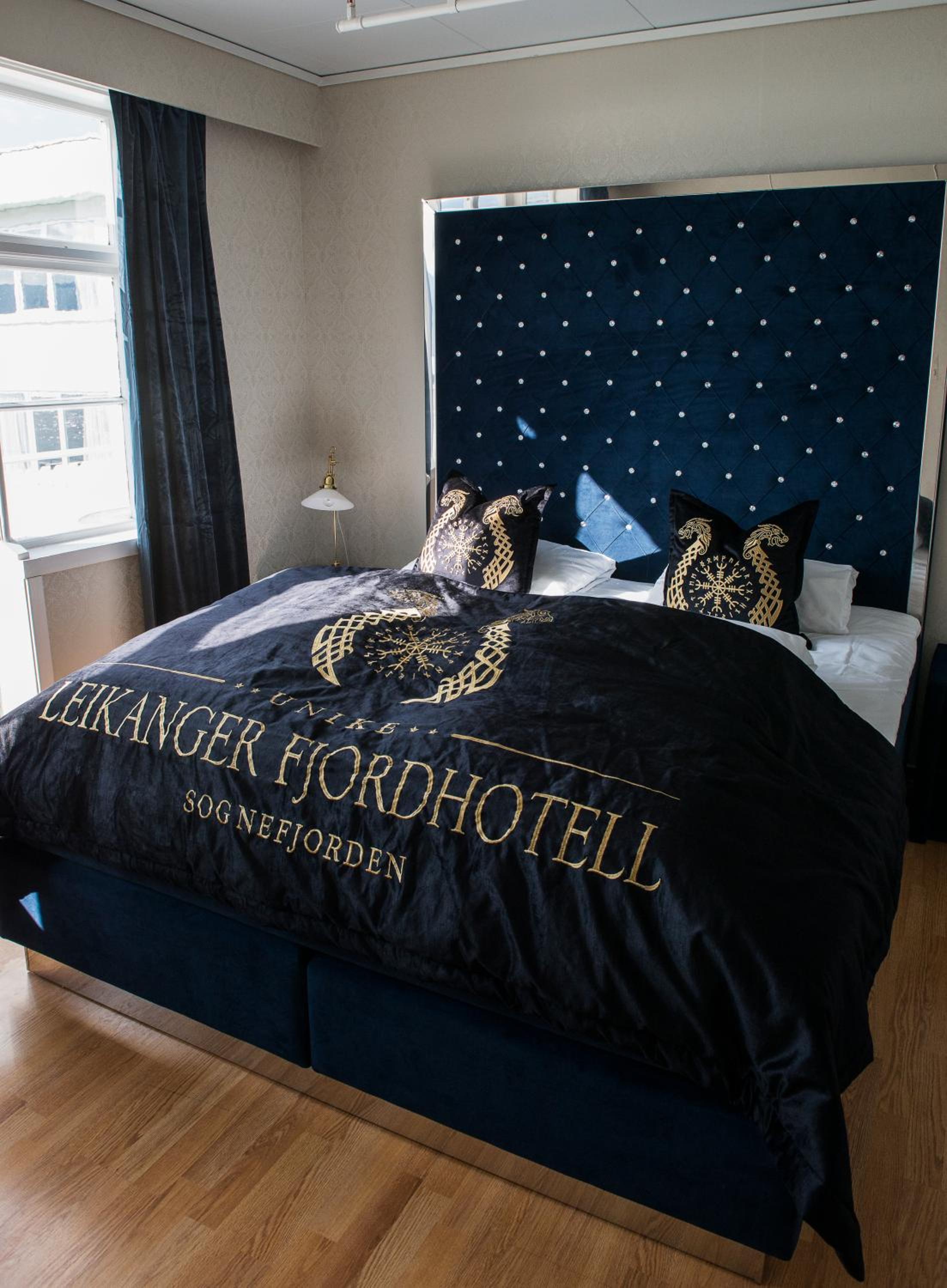Deluxe Double Room with Balcony and Sea View - Photo 7