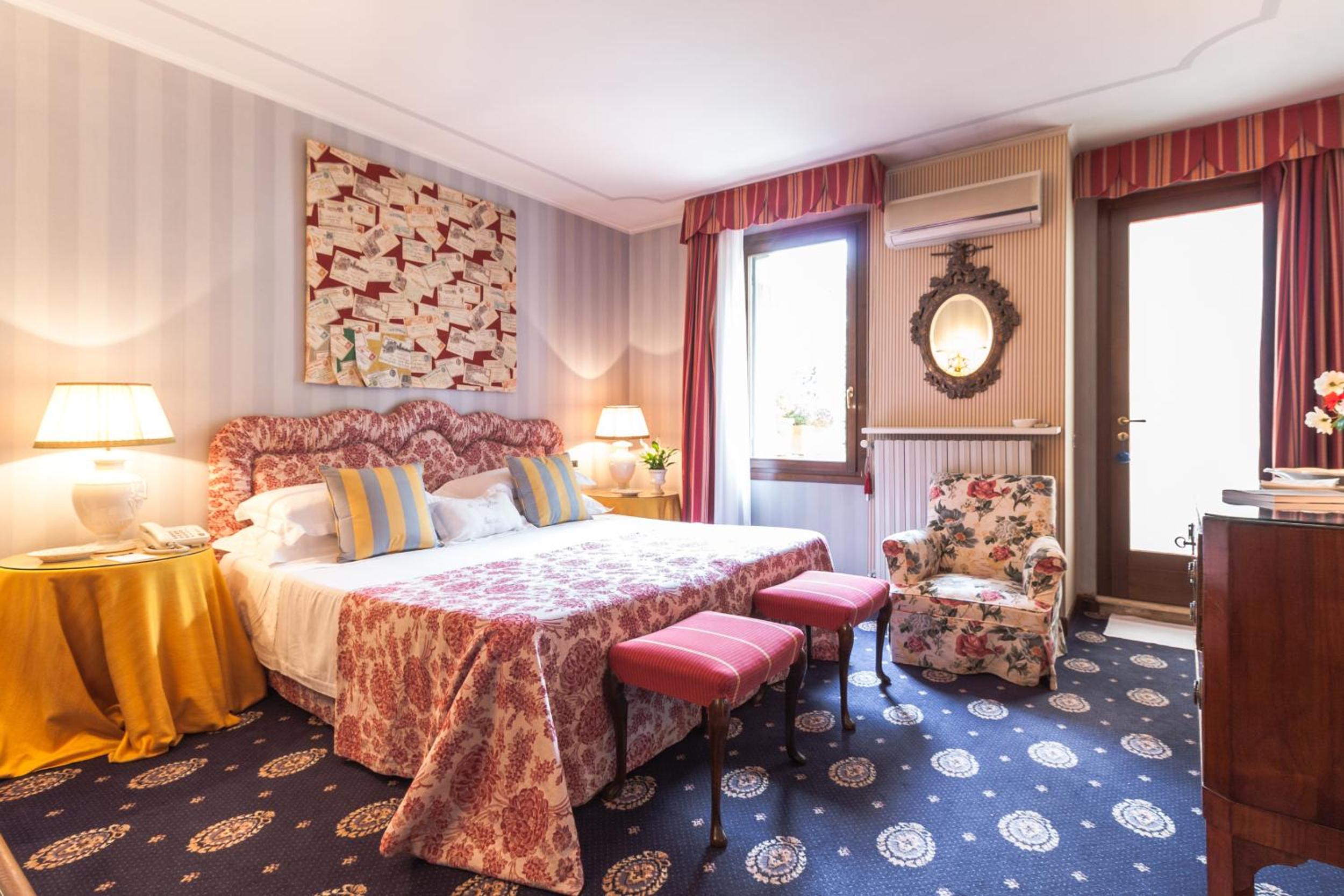 Deluxe Double Room - Photo 1