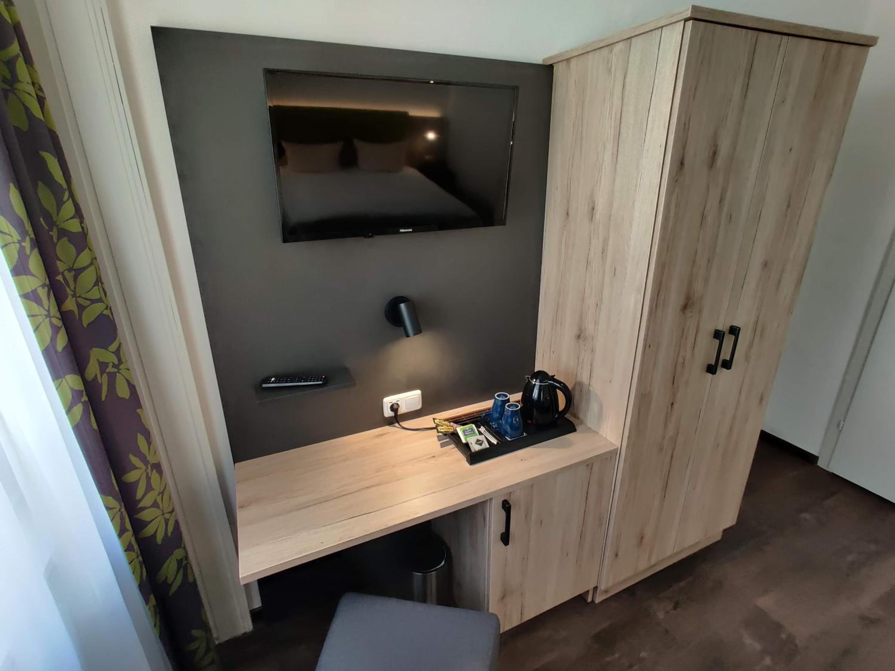 Quadruple Room - Photo 3
