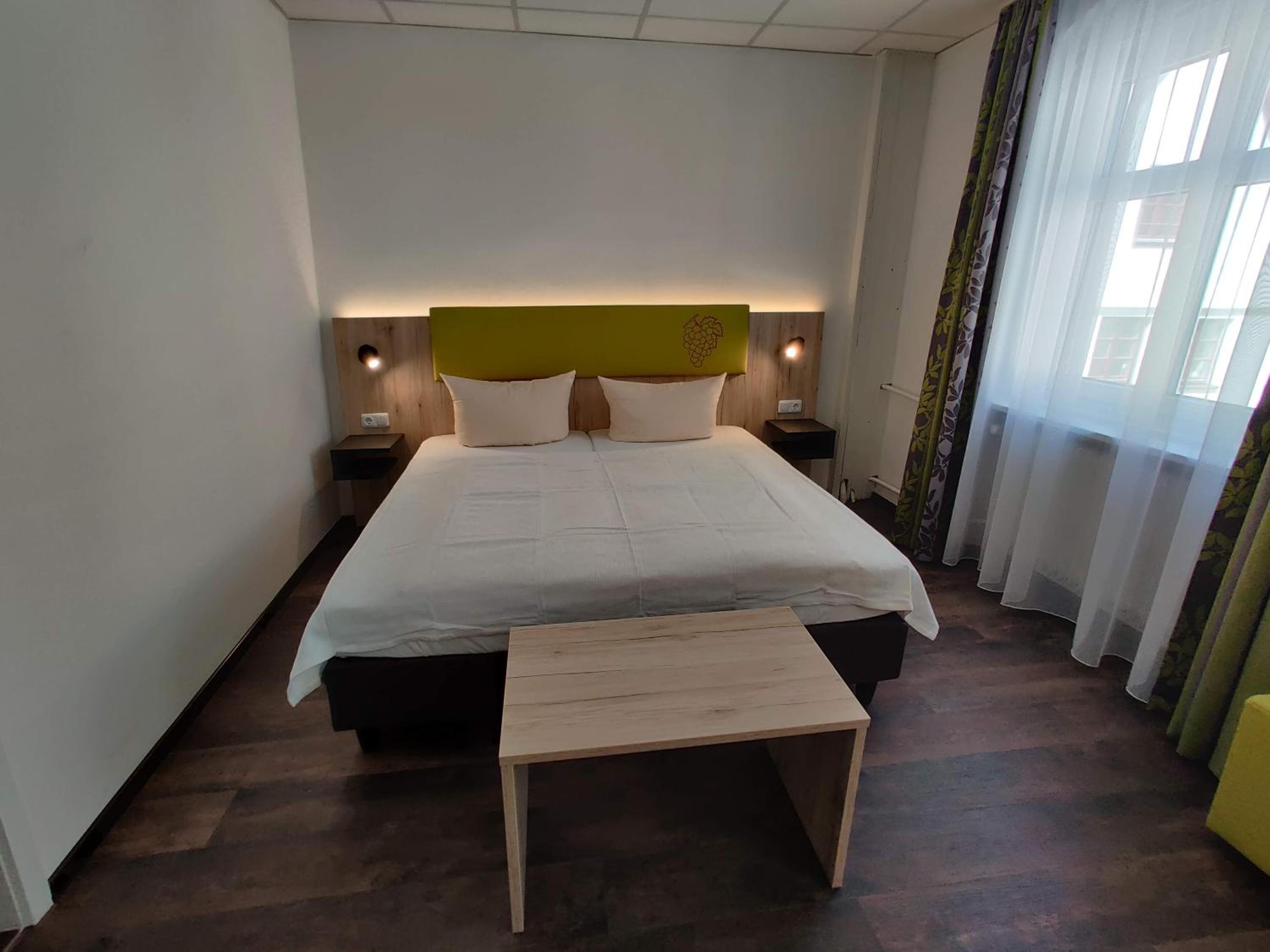 Double Room - Photo 2