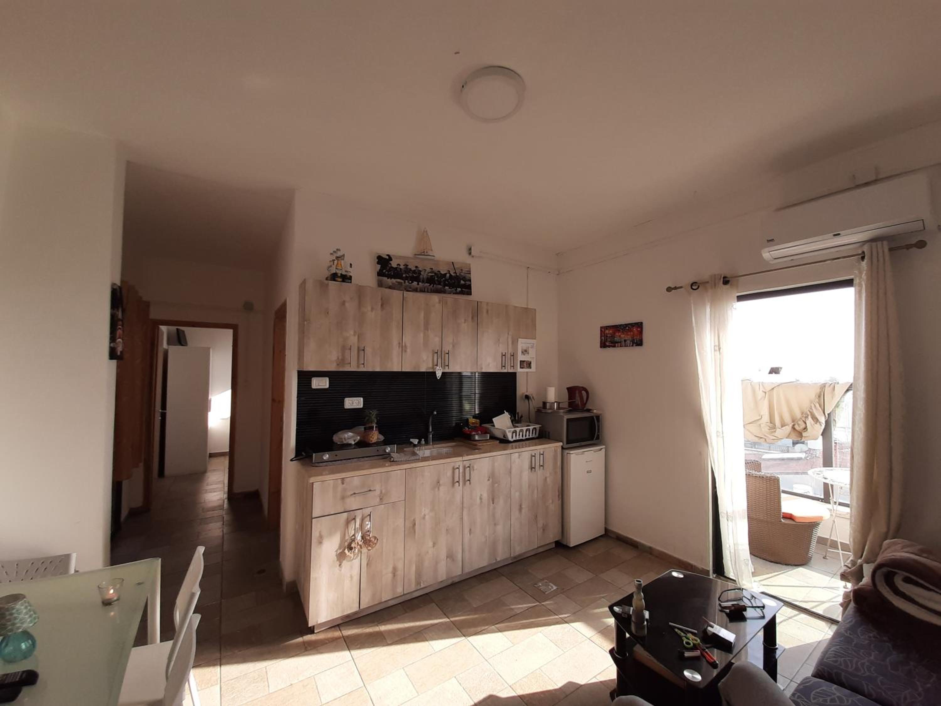 One-Bedroom Apartment - Photo 9