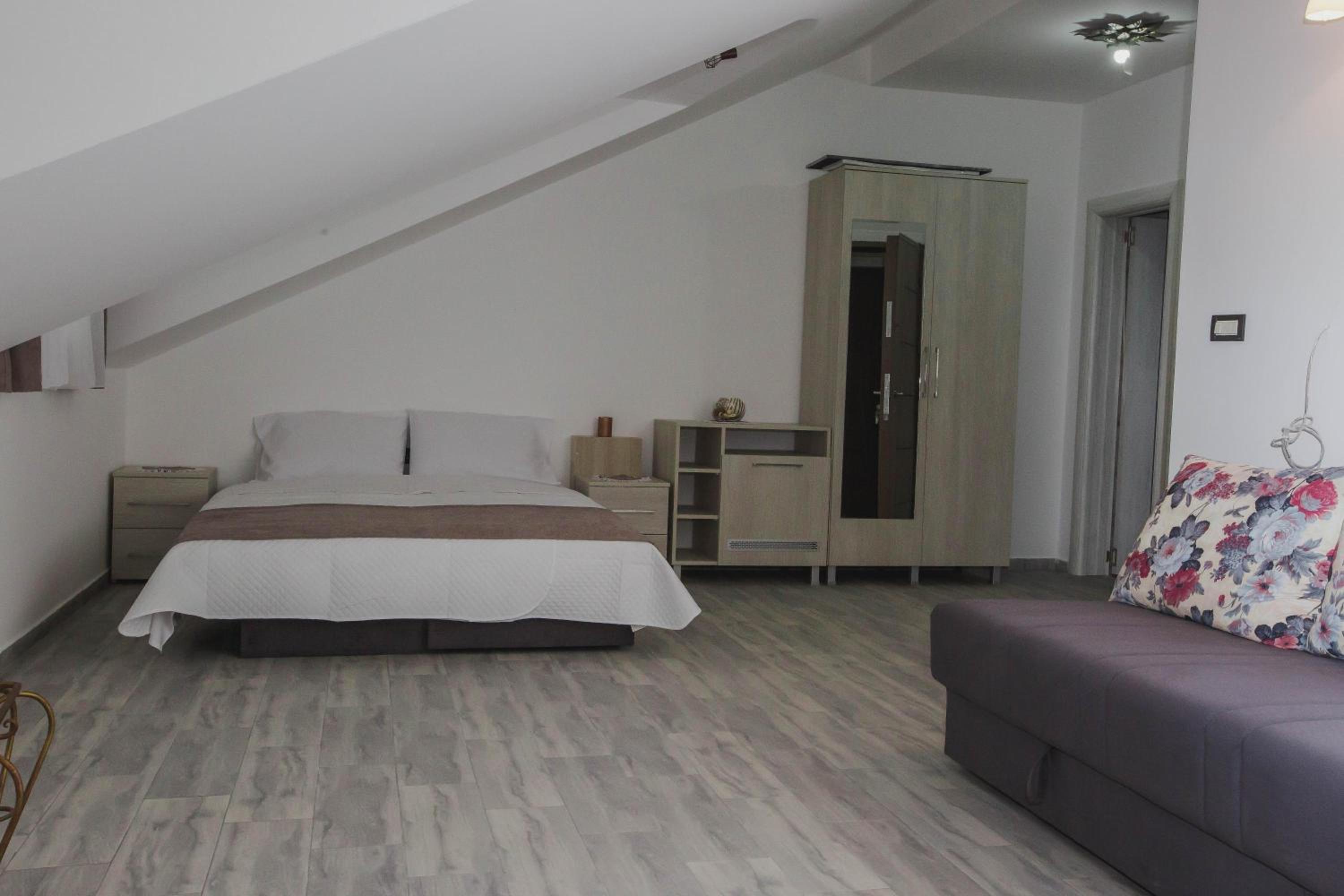 Comfort Quadruple Room - Photo 3